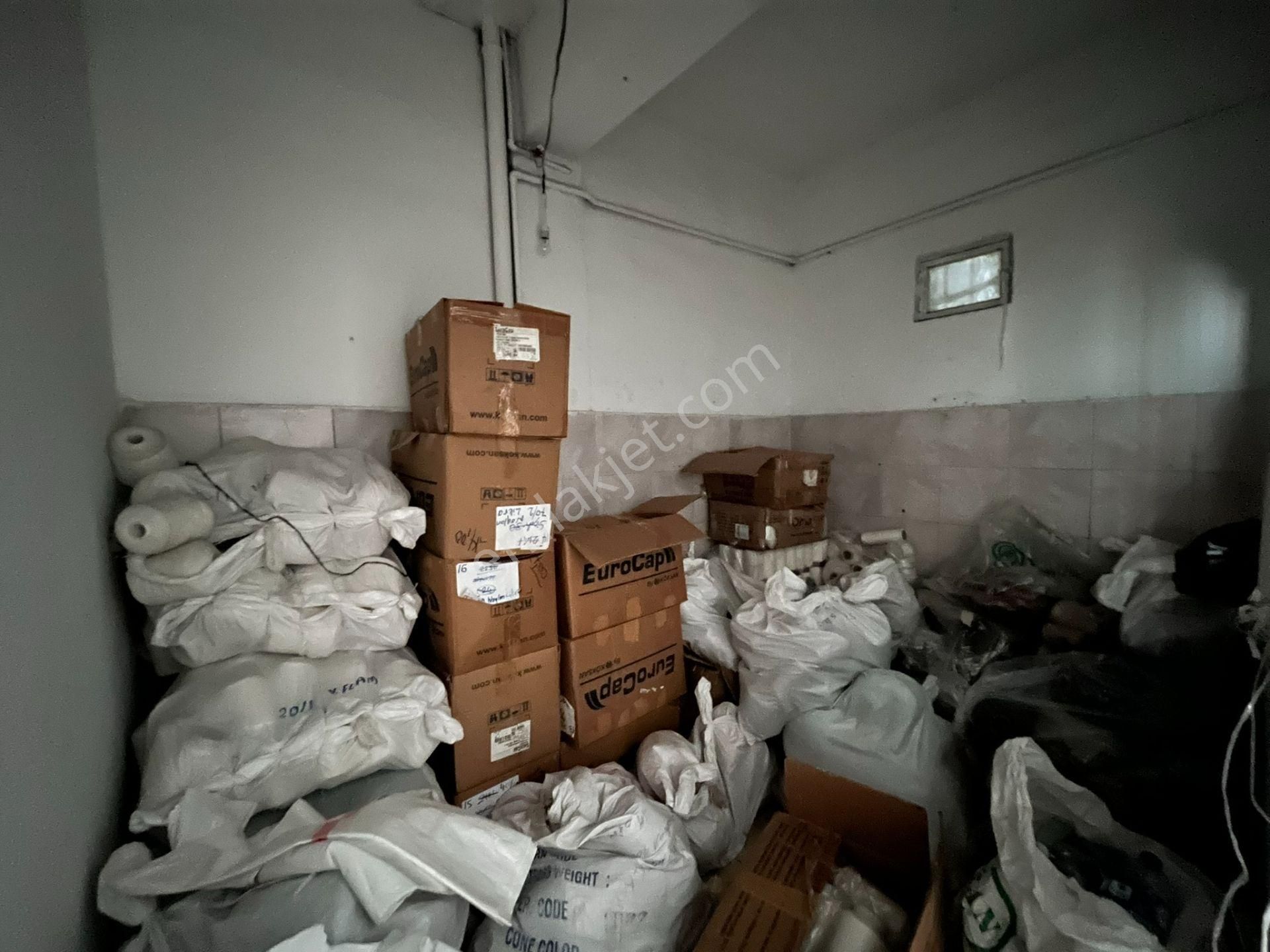 Merhaba Emlak'tan Gümüşsuyu Sanayi Sitesi'nde Kiralık Dükkan - Görsel 2