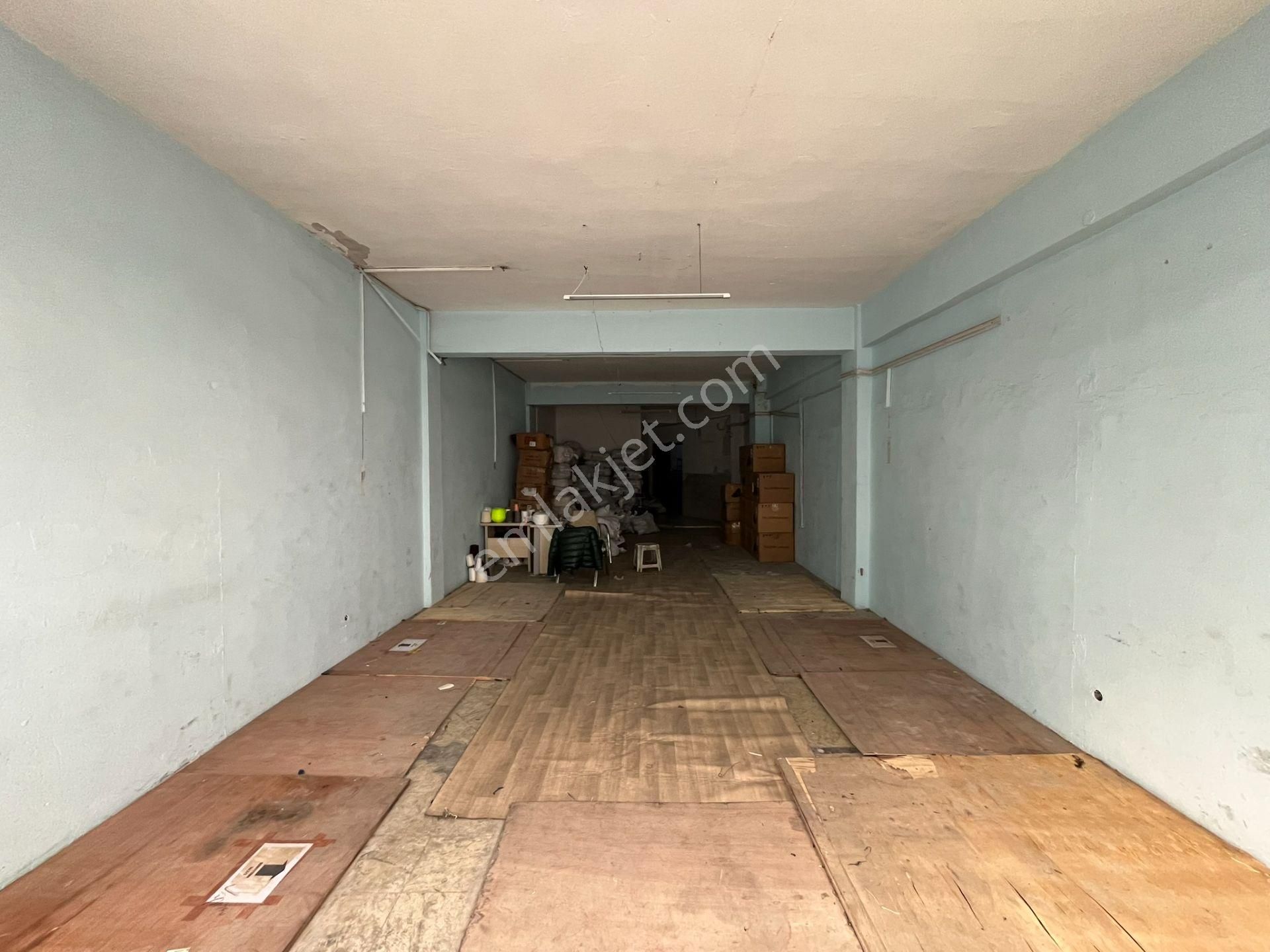 Merhaba Emlak'tan Gümüşsuyu Sanayi Sitesi'nde Kiralık Dükkan - Görsel 5