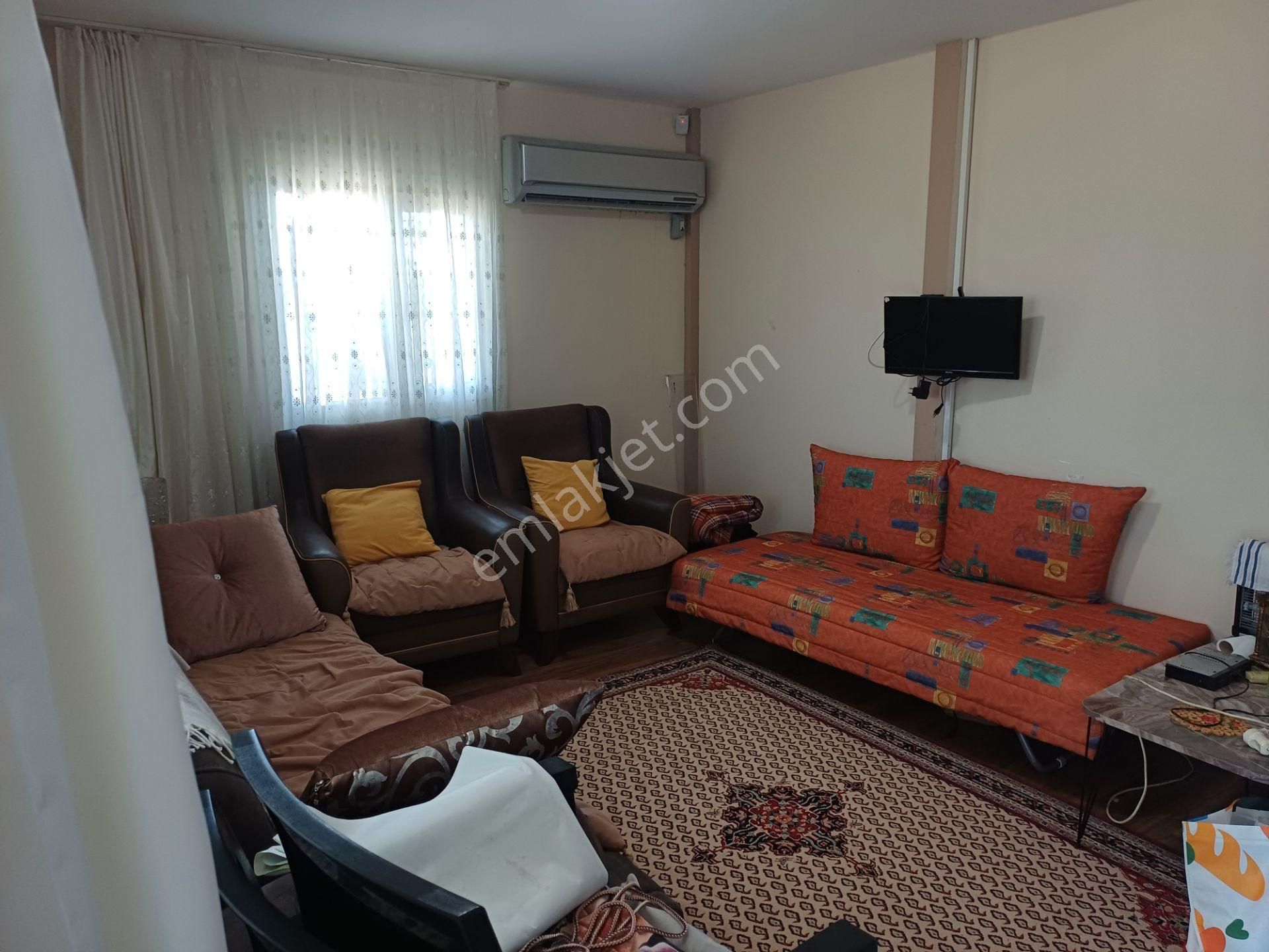 İzmir Menderes Çilemede Ulaşım Önünde 1+1 Evi Elektrik Su Abonelikleri 900 M2 Arsa - Görsel 4