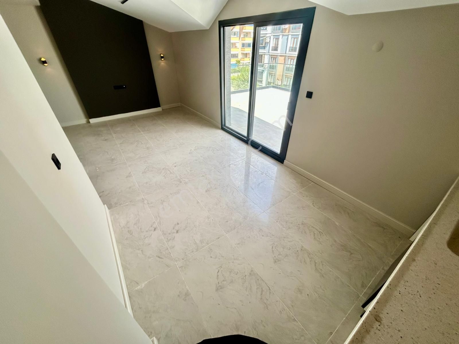 Yüksel'den Edremit'te Site İçinde 4+2 Yeni Nesil Lüx Yaşam Alanı - Görsel 9