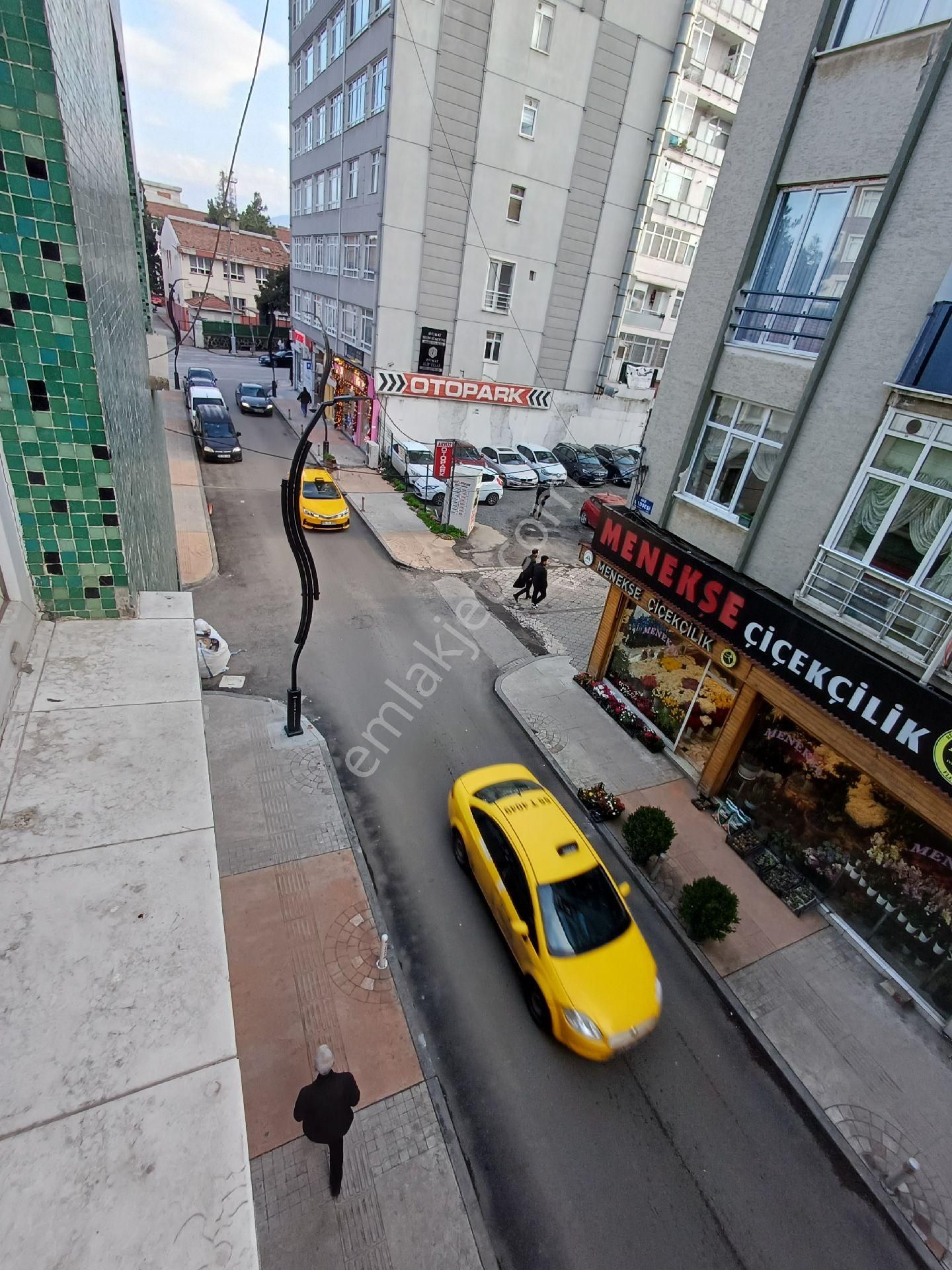 Gazi Caddesi Cephe 2.kat 2+1 Kat - Görsel 10