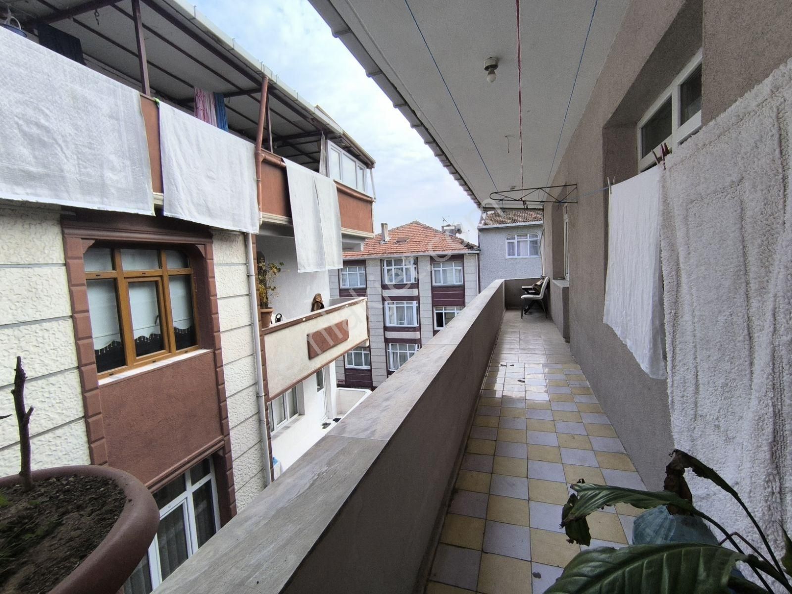 Yıldıztabya'da Tadilatsiz Ferah 2+1 Satilik Daire - Görsel 13