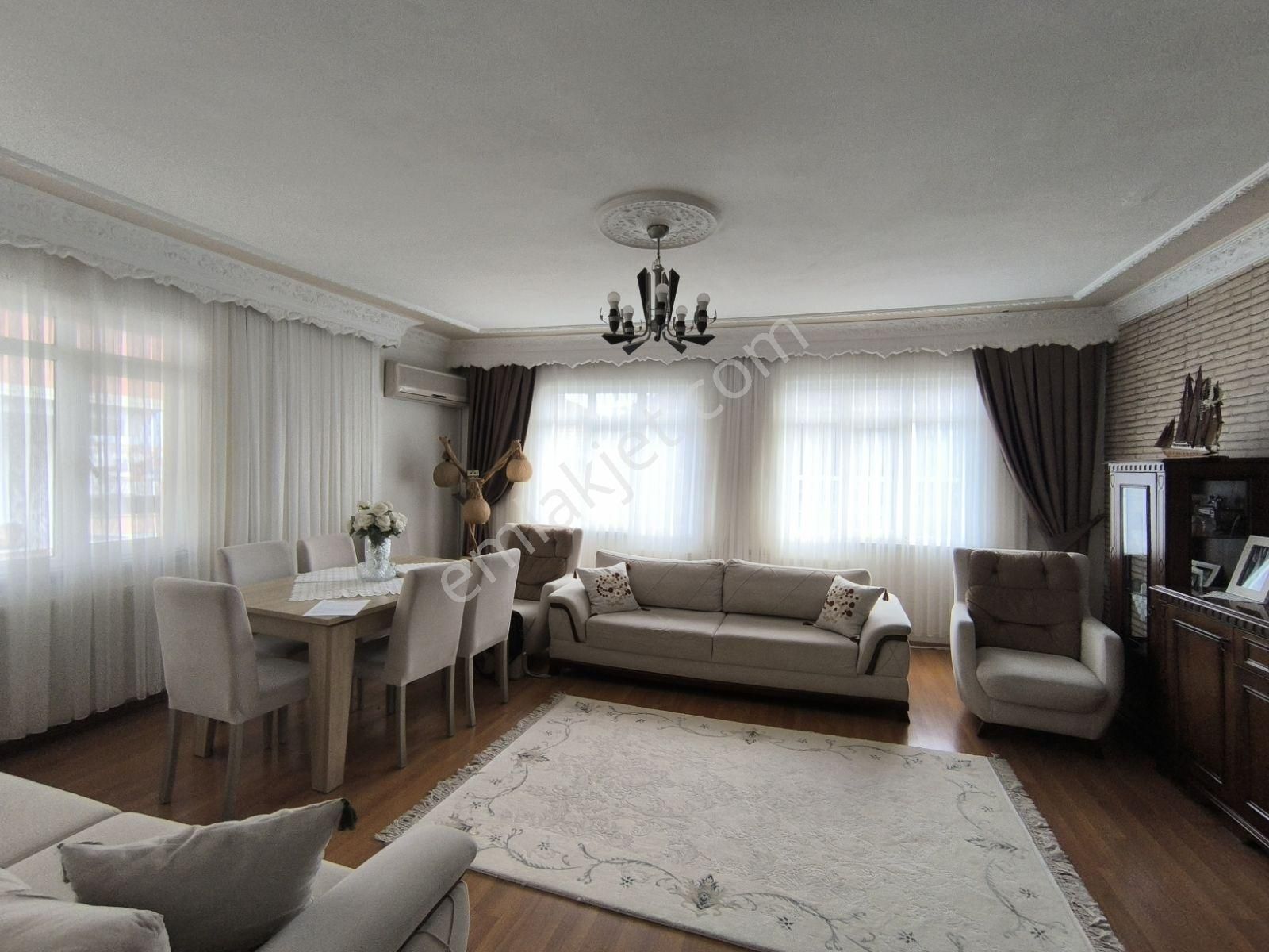 Yıldıztabya'da Tadilatsiz Ferah 2+1 Satilik Daire - Görsel 4