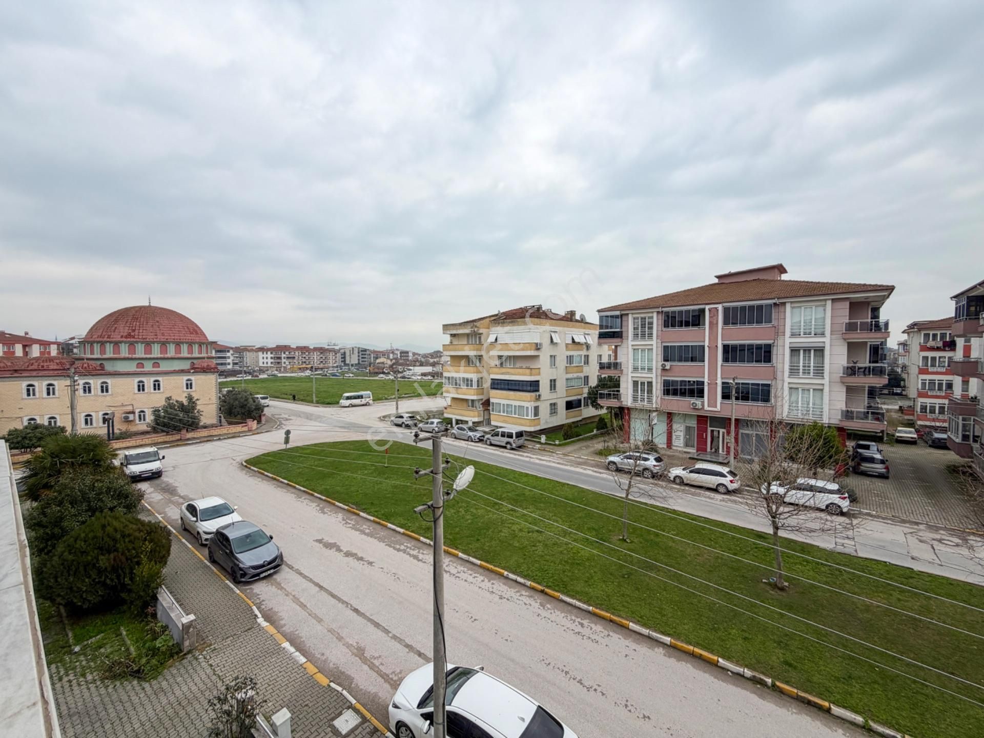 Era Söz Den Paşaalanı Mahallesinde Kiralık Ara Kat 3+1 Daire - Görsel 8