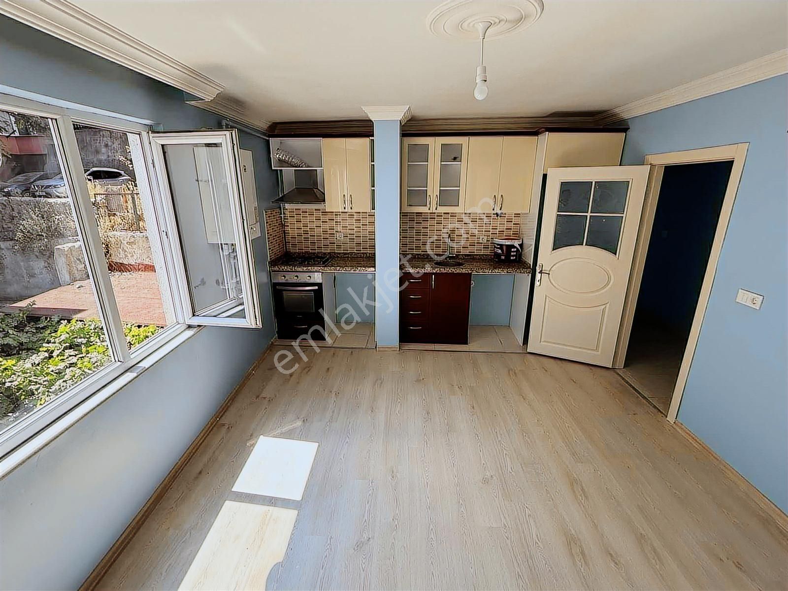 Ramı Cuma Mahallesinde Kiralık 2+1 Daire Temiz Ve Masrafsız - Görsel 6