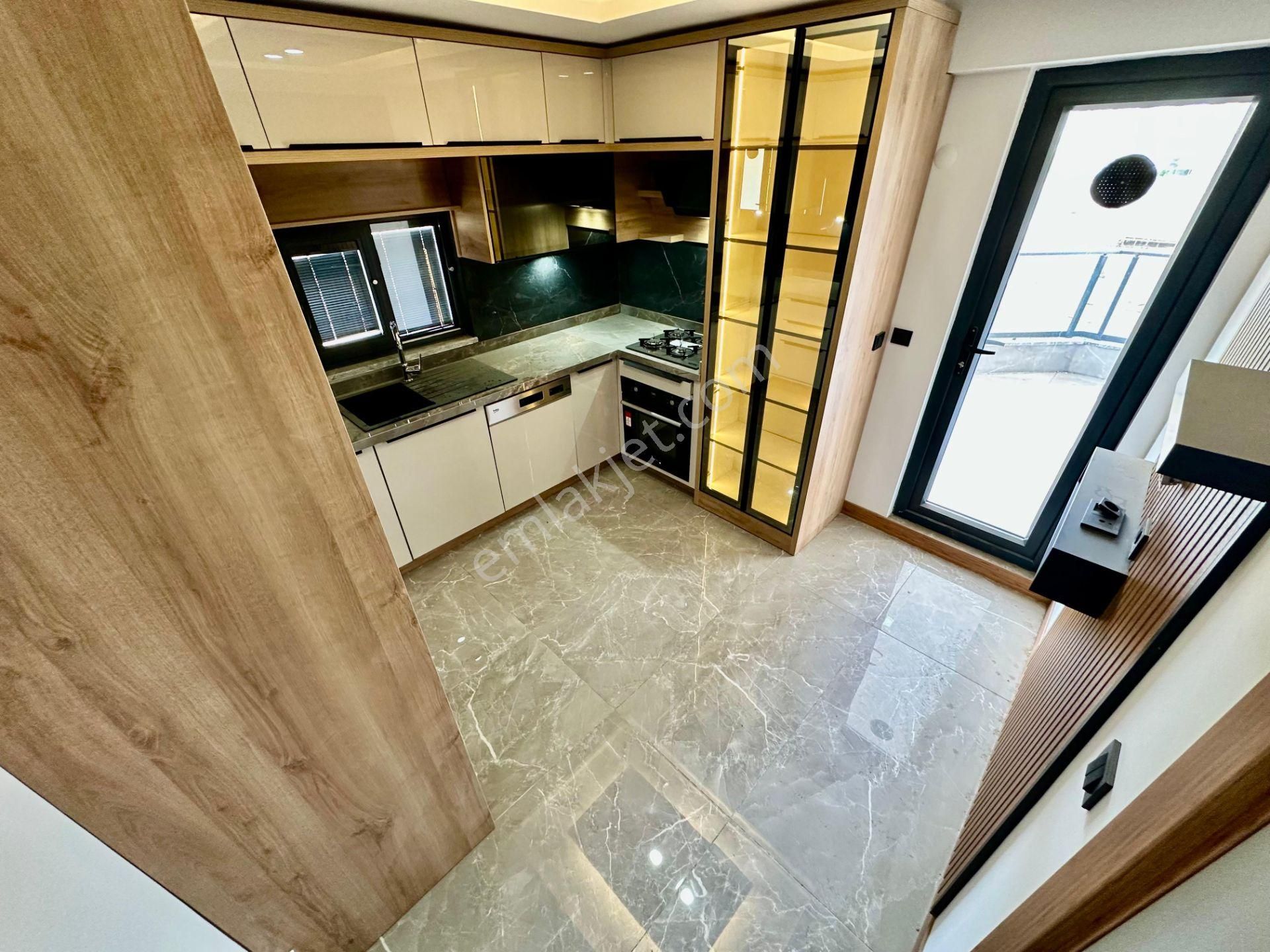 ꧁ay Emlaktan꧂akçayda Ön Cephe*benim Olsun Dedirten*kazdağı Manzaralı Şık Tasarımlı Arakat 3+1 Daire - Görsel 5