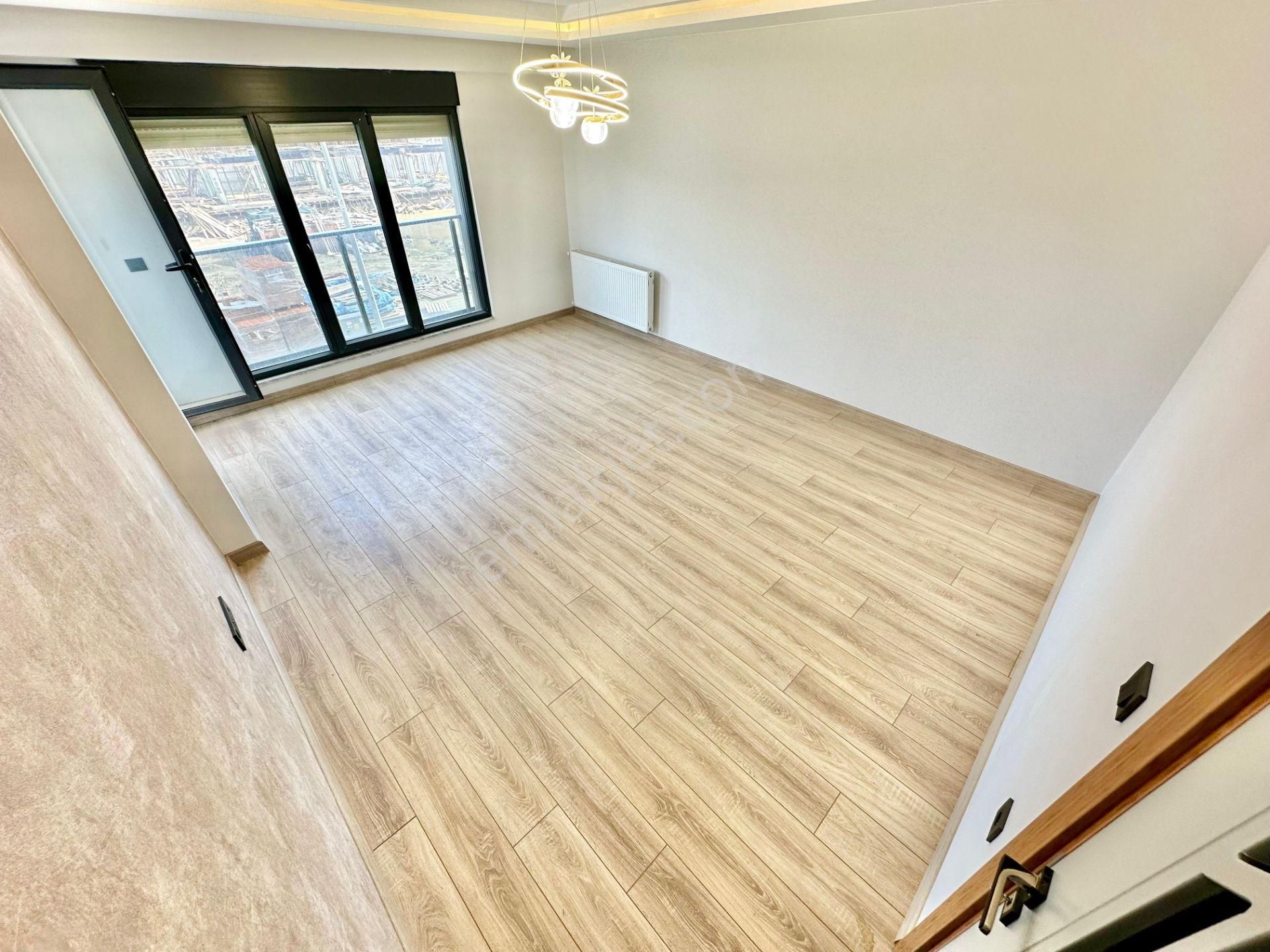 ꧁ay Emlaktan꧂akçayda Ön Cephe*benim Olsun Dedirten*kazdağı Manzaralı Şık Tasarımlı Arakat 3+1 Daire - Görsel 7