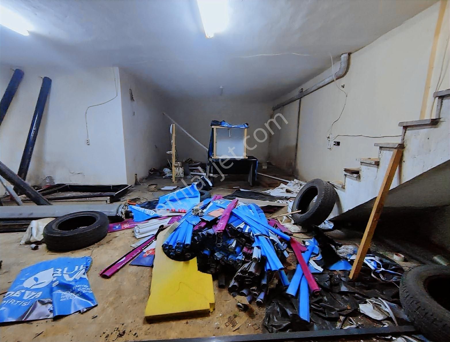 Satılık Depolu İş Yeri Karadeniz Caddesi Eyüpsultan Silahtarağa - Görsel 9