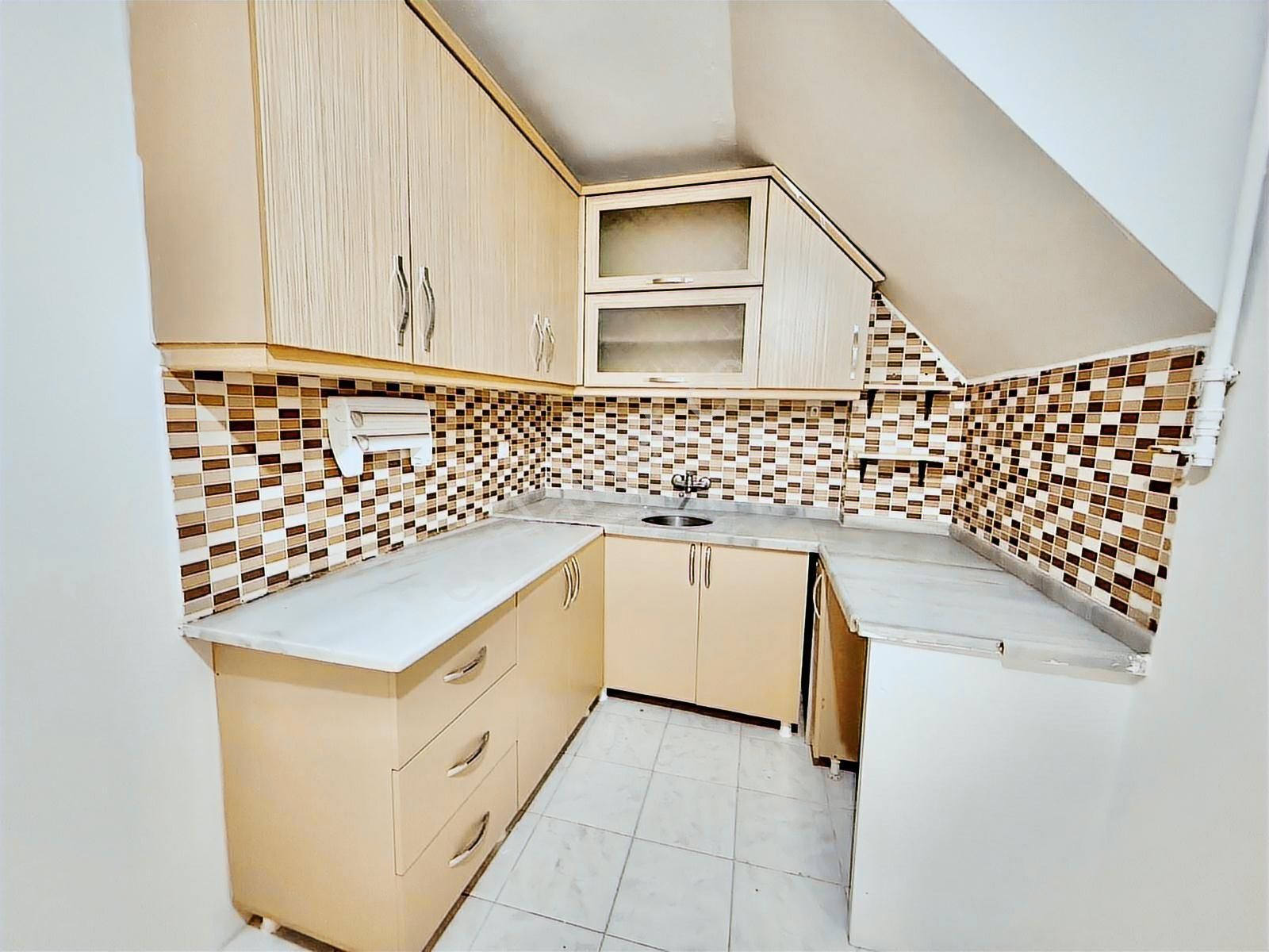 Sultangazi 50.yıl'da 2002 Yapımı 2+1 Satılık Bahçe Kat - Görsel 13