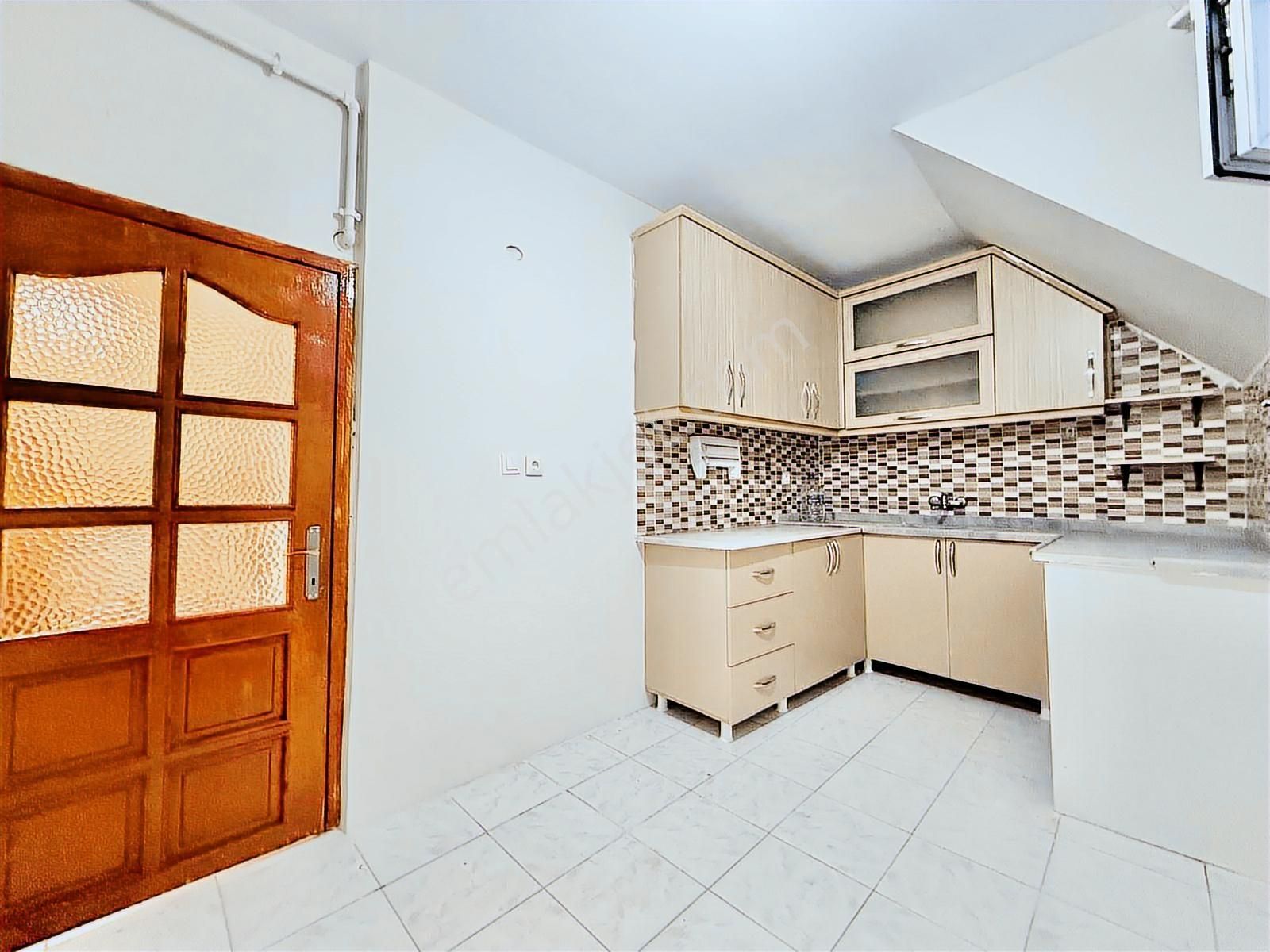 Sultangazi 50.yıl'da 2002 Yapımı 2+1 Satılık Bahçe Kat - Görsel 8