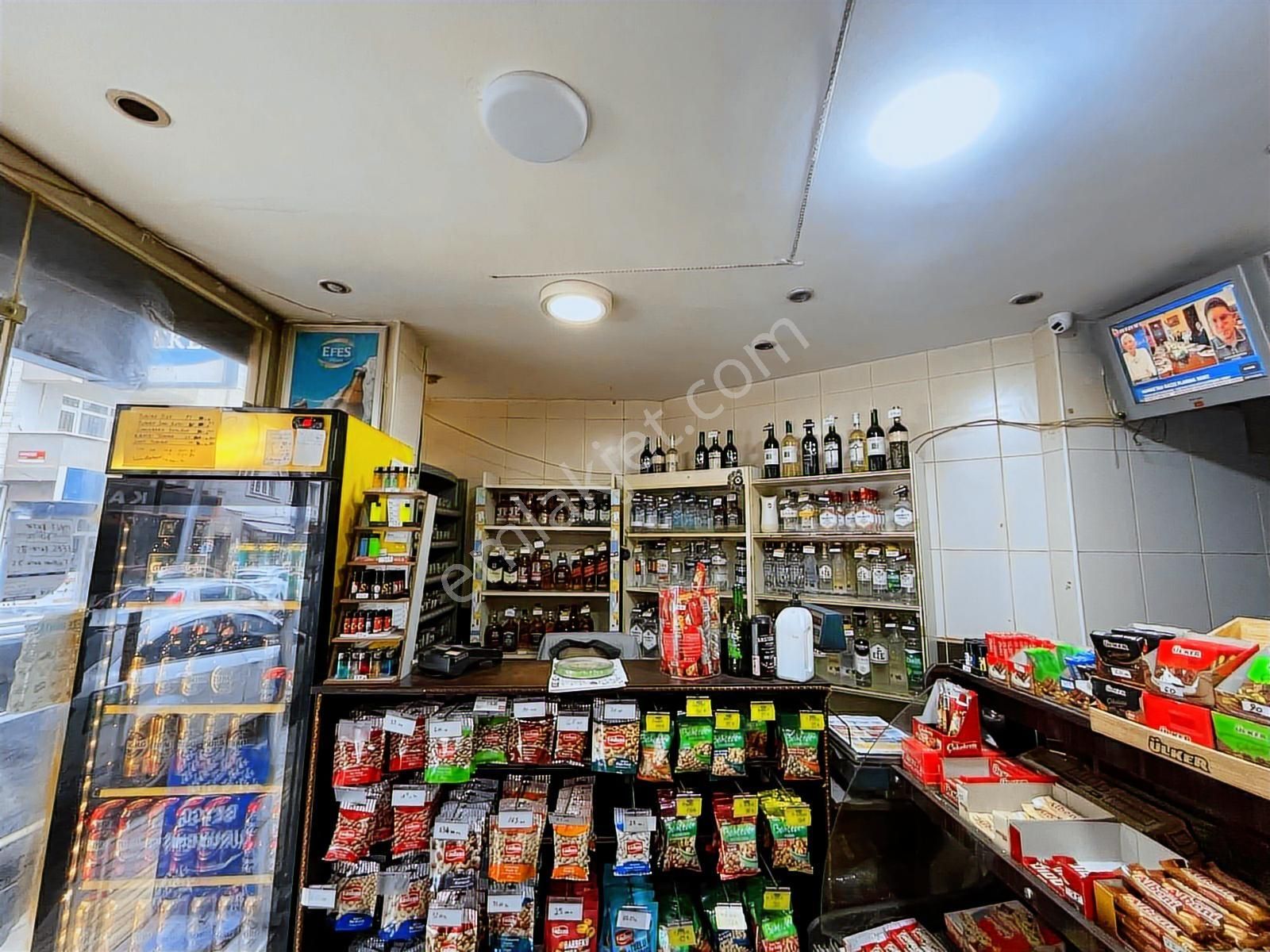 Satılık Bağlar'da Kullanışlı Köşe Başında Yatırımlık Dükkan - Görsel 14