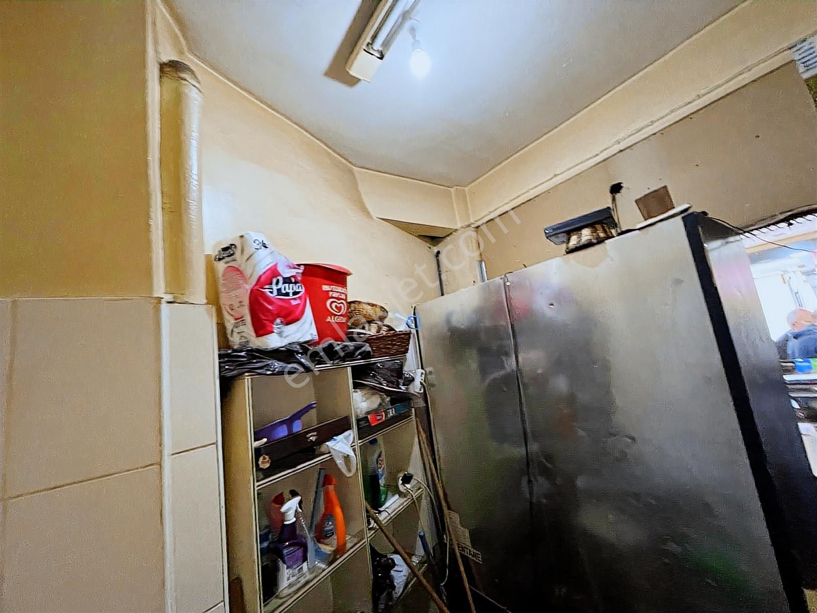 Satılık Bağlar'da Kullanışlı Köşe Başında Yatırımlık Dükkan - Görsel 17