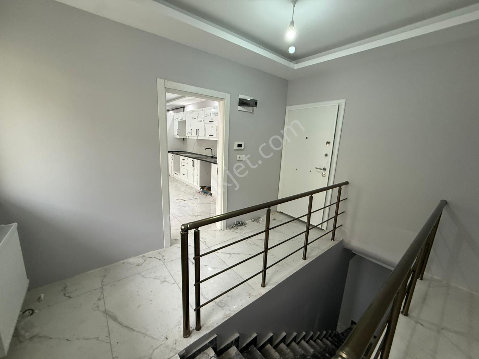 Remax Palast'tan İzmit Turgut Mah. 3+1 Satılık Daire - Görsel 3