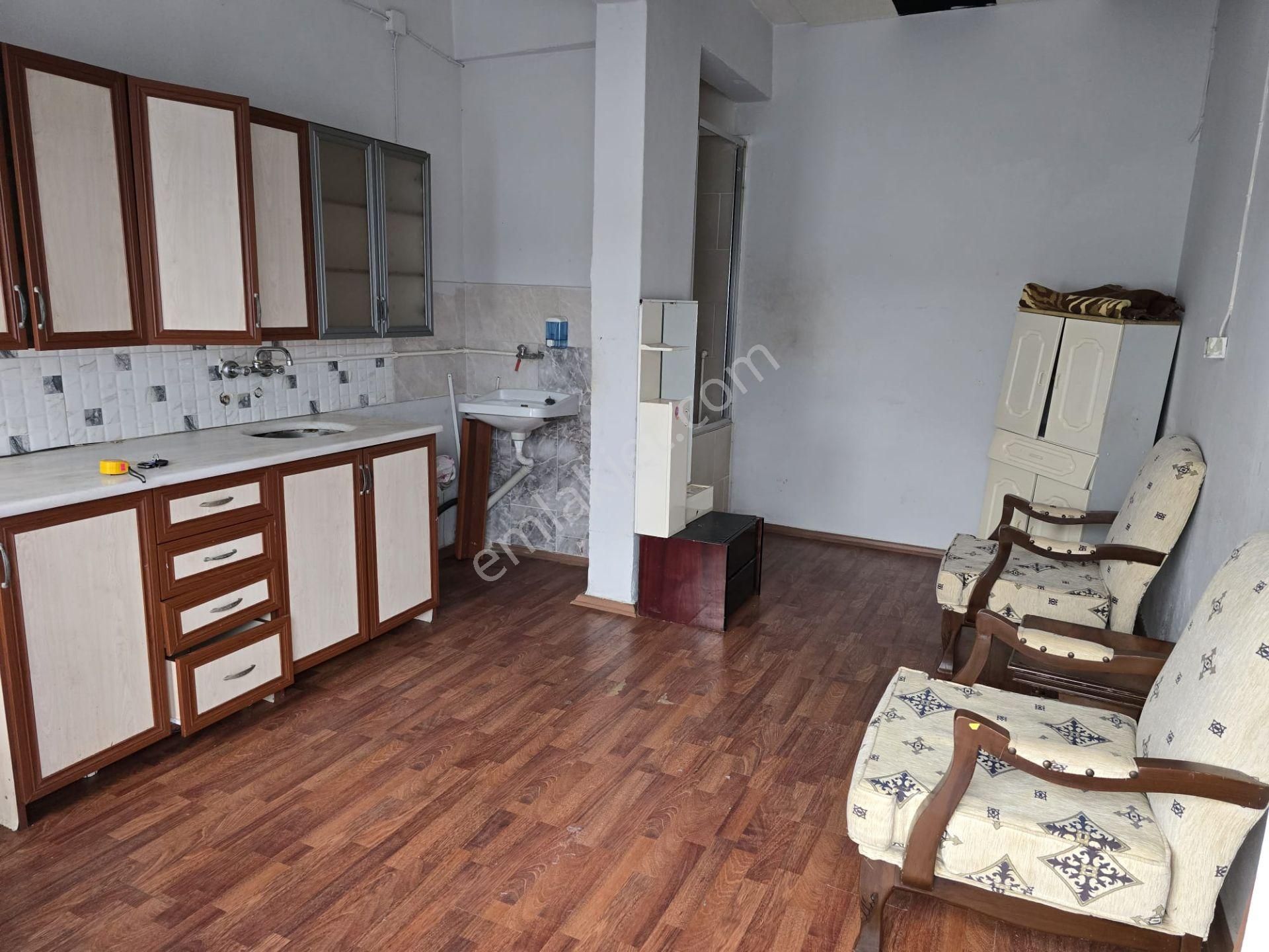 Balçova Eğitim Mah. Pehlivanoğlu Market Yanı Kiralık Dükkan - Görsel 12