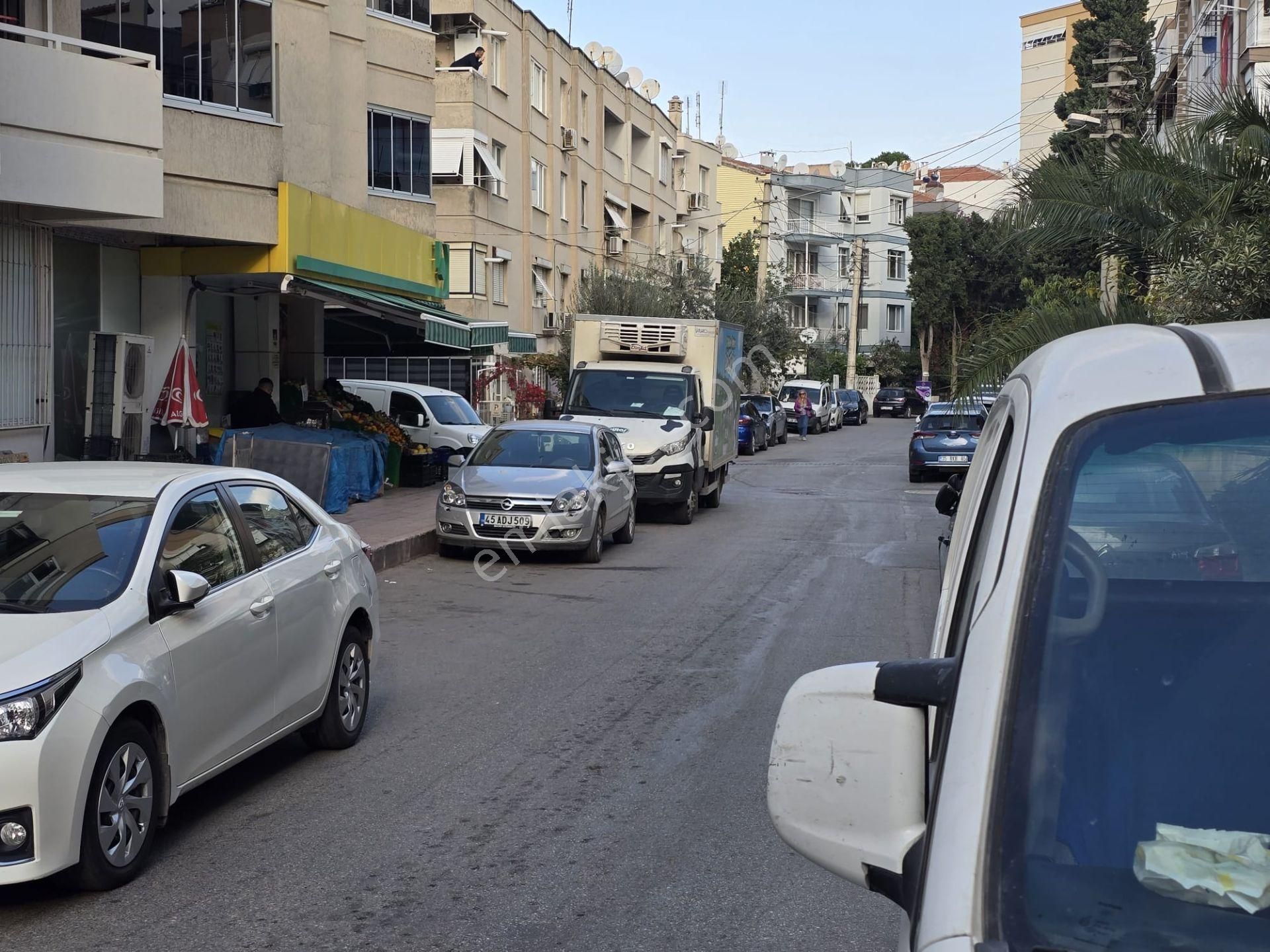 Balçova Eğitim Mah. Pehlivanoğlu Market Yanı Kiralık Dükkan - Görsel 7