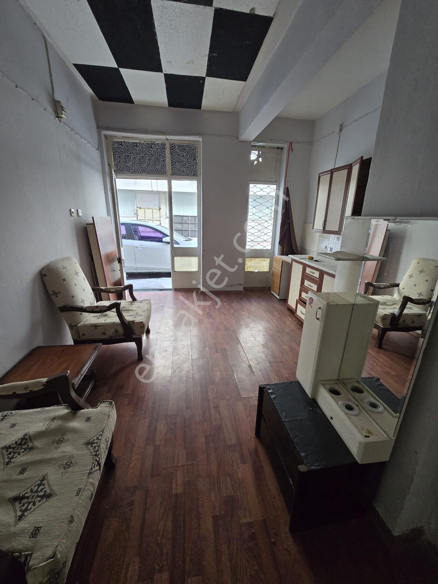 Balçova Eğitim Mah. Pehlivanoğlu Market Yanı Kiralık Dükkan - Görsel 8