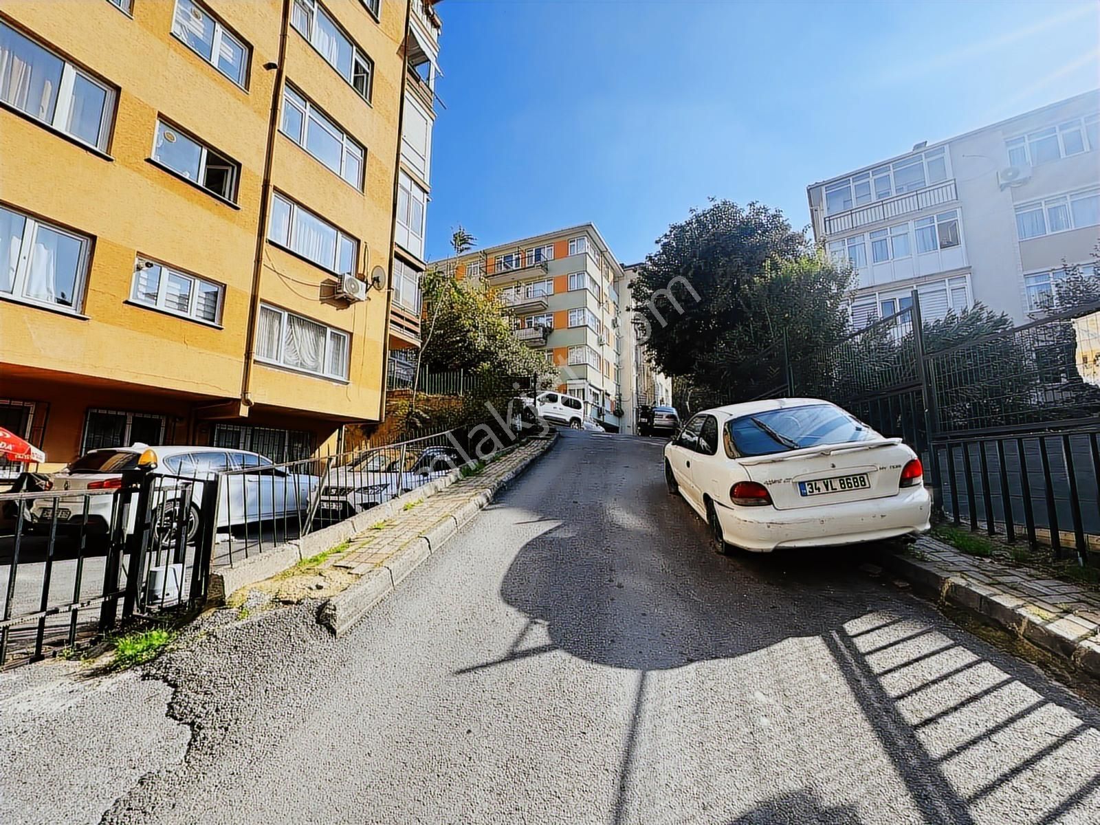 Mecidiyeköy Mahallesi'nde Çift Cephe İşlek 75 M² Kiralık Dükkan - Görsel 16