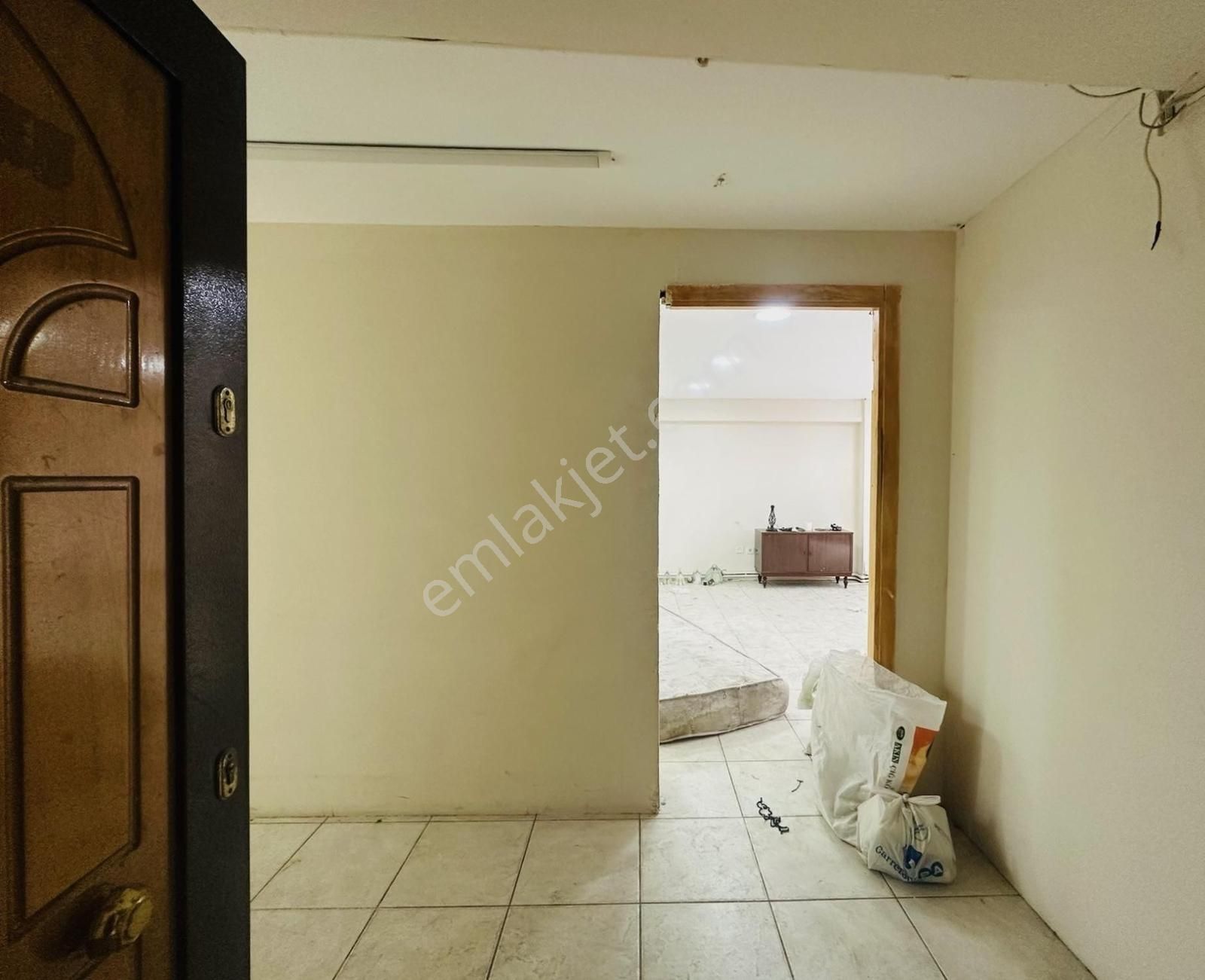 19 Mayıs Mahallesi'nde İşlek Konumda 235 M² Kiralık Dükkan - Görsel 26
