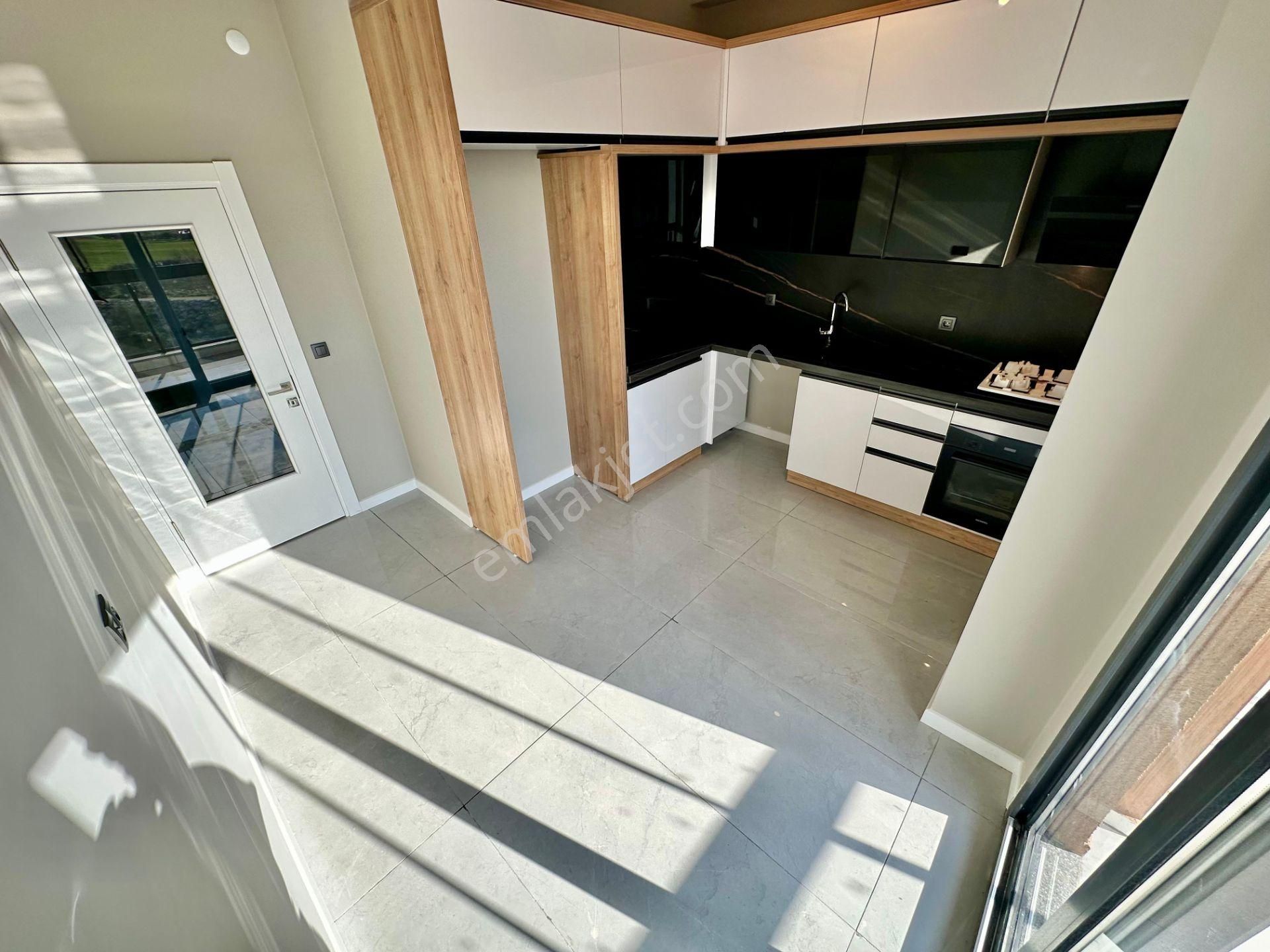 ꧁ay Emlaktan꧂akçay'da Muhteşem Konumlu Denize Manzaralı Satılık 3+1 Teraslı Dublex Daire - Görsel 10