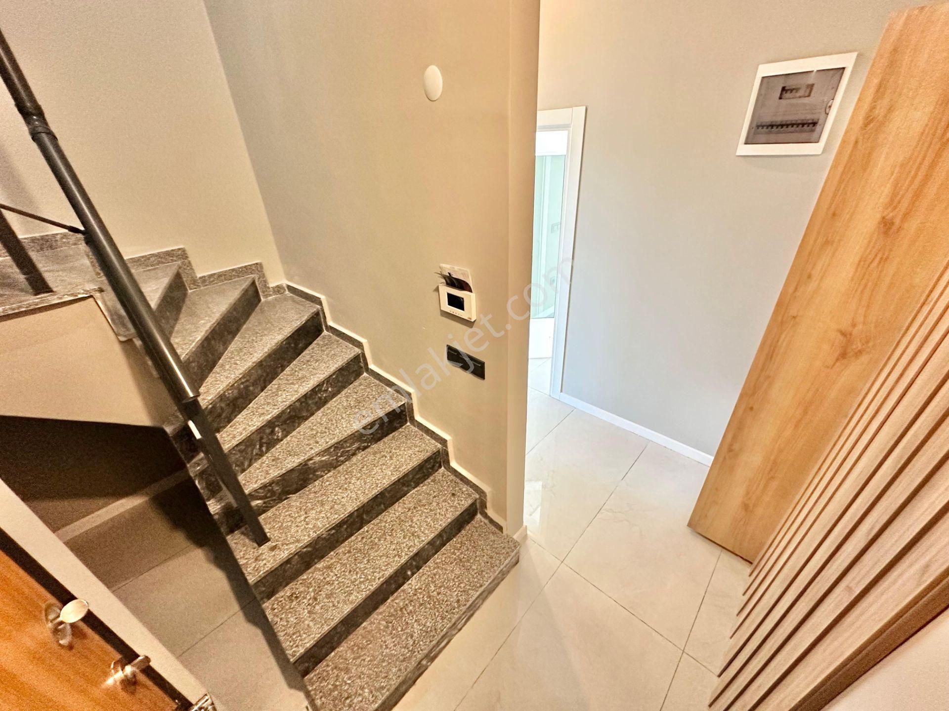 ꧁ay Emlaktan꧂akçay'da Muhteşem Konumlu Denize Manzaralı Satılık 3+1 Teraslı Dublex Daire - Görsel 28