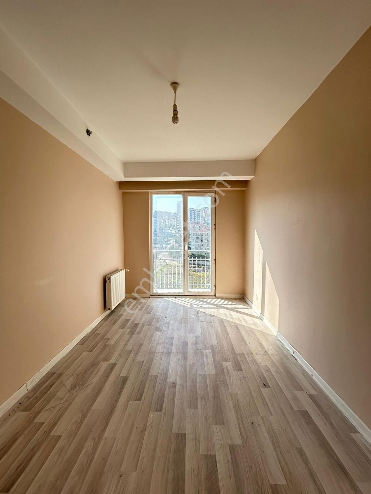 Metrobüse Yürüme Mesafesinde Site İçinde Ultra Lüx 2+1 Kiralık