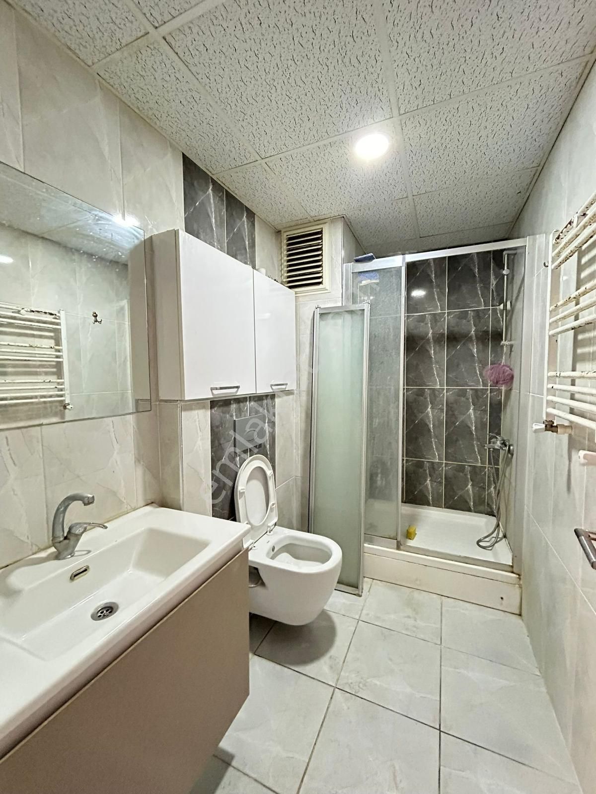 Metrobüse Yürüme Mesafesinde Site İçinde Ultra Lüx 2+1 Kiralık - Görsel 10