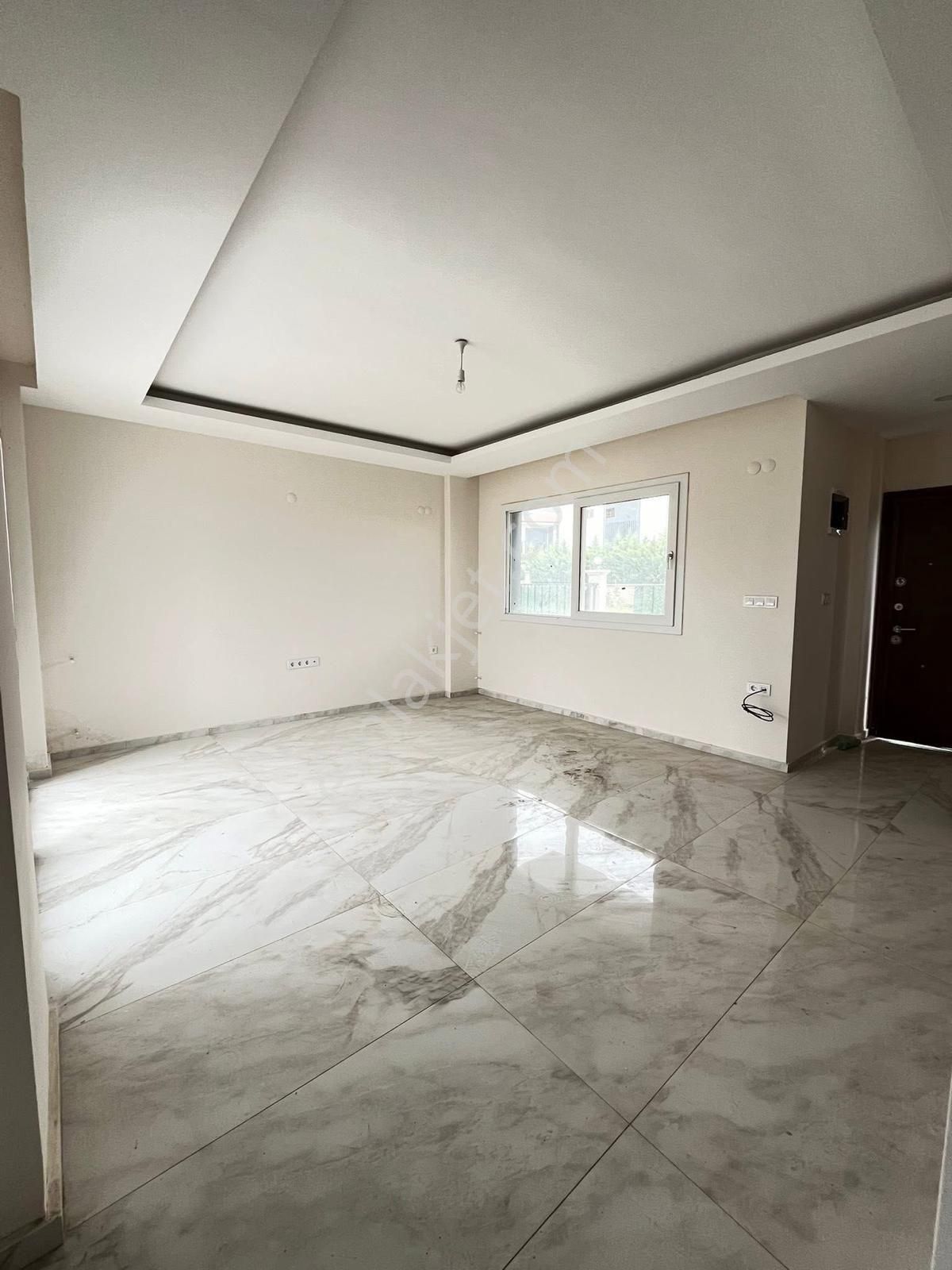 Kuşadası Davutlar Bölgesinde 3+1 Satılık Villa - Görsel 12