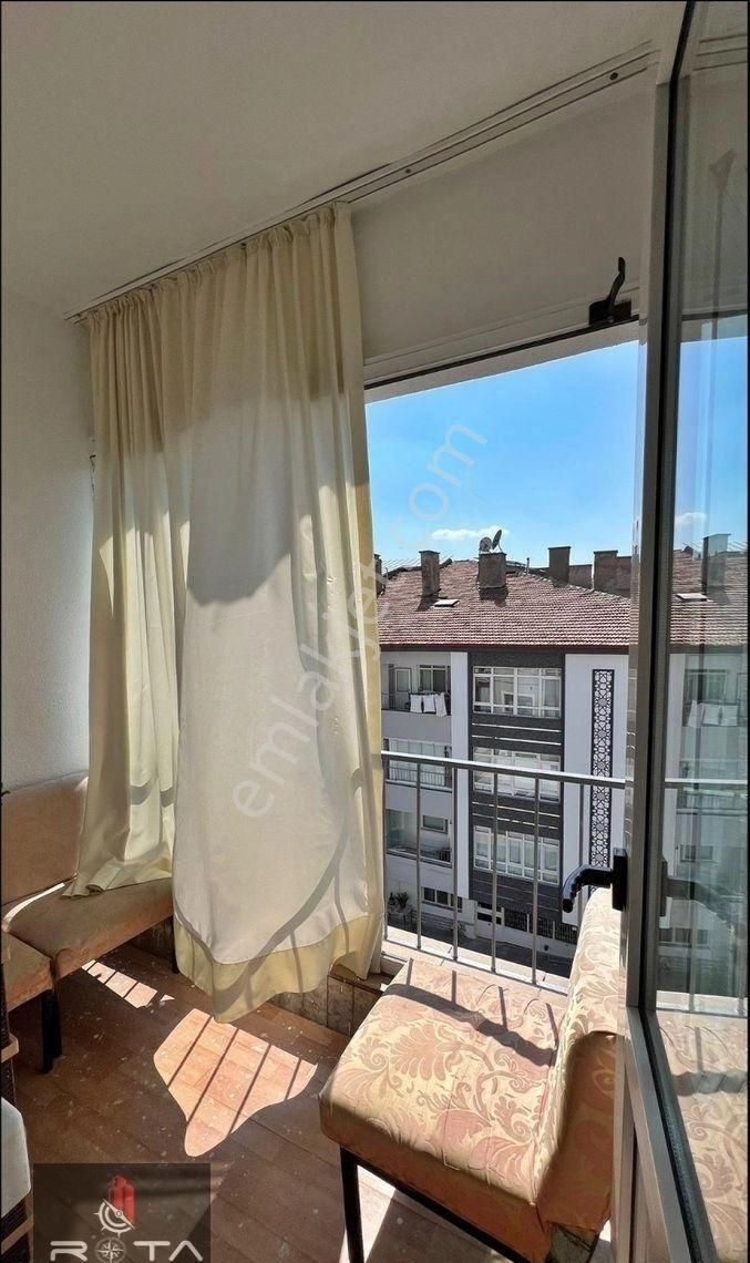 Rota'dan Osmanlı İş Merkezi Yakını 3.kat Ara Kat Masrafsız Daire - Görsel 4