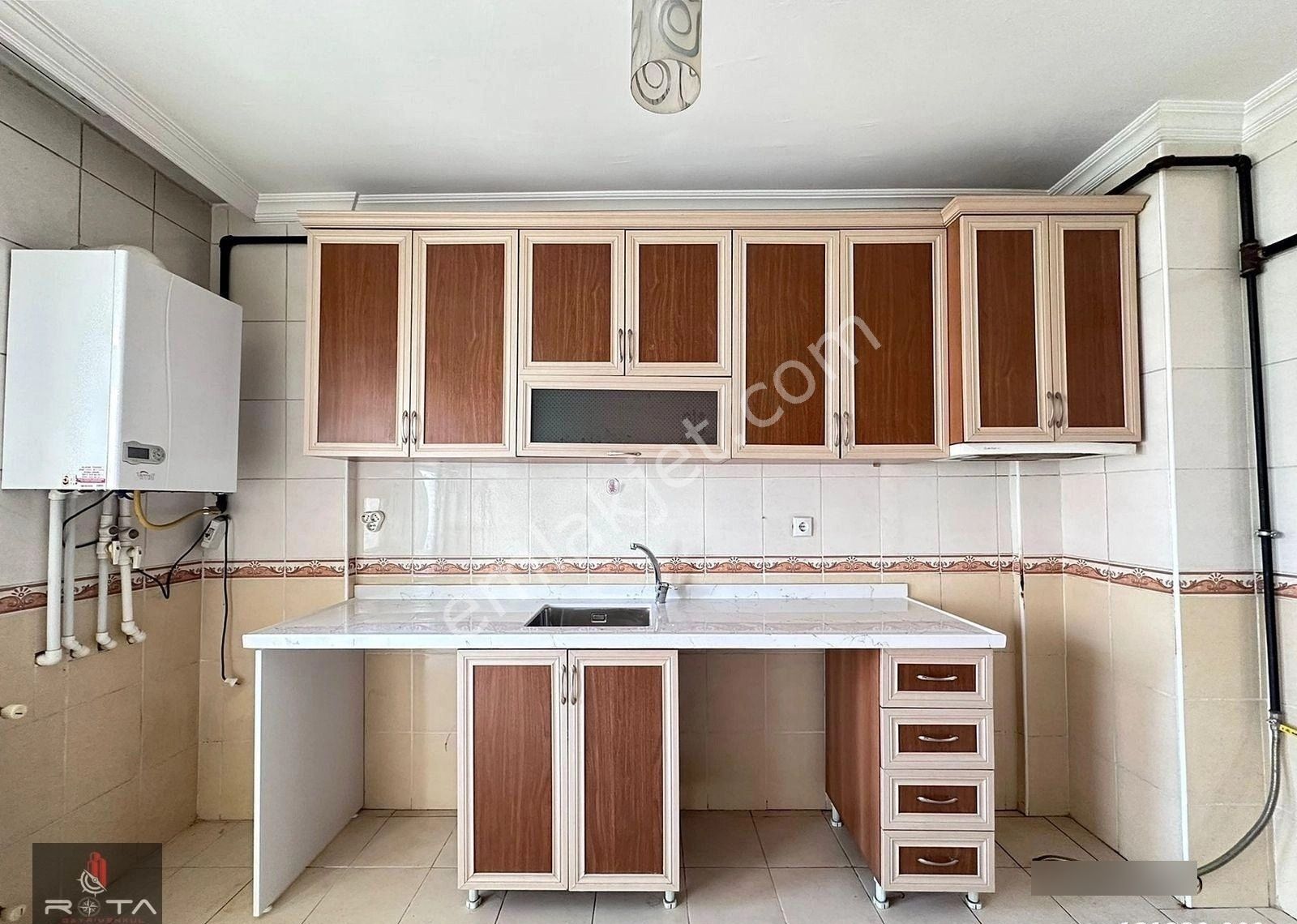 Rota'dan Seval Cd Üzeri Yüksek Kat 3+1 Geniş Daire Çift Balkonlu - Görsel 6