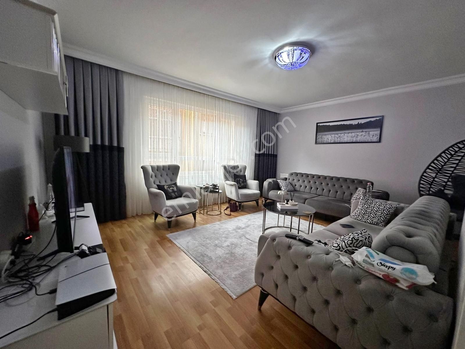 3+1 Kat Konumunda Ayvalı Kapalı Pazar Karşısı Krediye Uygun !!! - Görsel 31