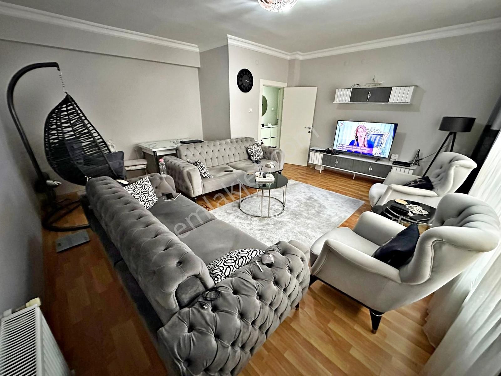 3+1 Kat Konumunda Ayvalı Kapalı Pazar Karşısı Krediye Uygun !!! - Görsel 30