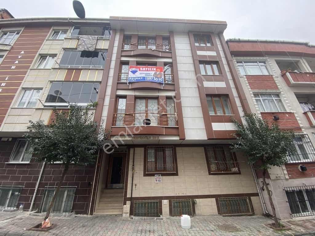 Kemer Mhde Satılık 2+1 Masrafsız Ara Kat Genç Daire