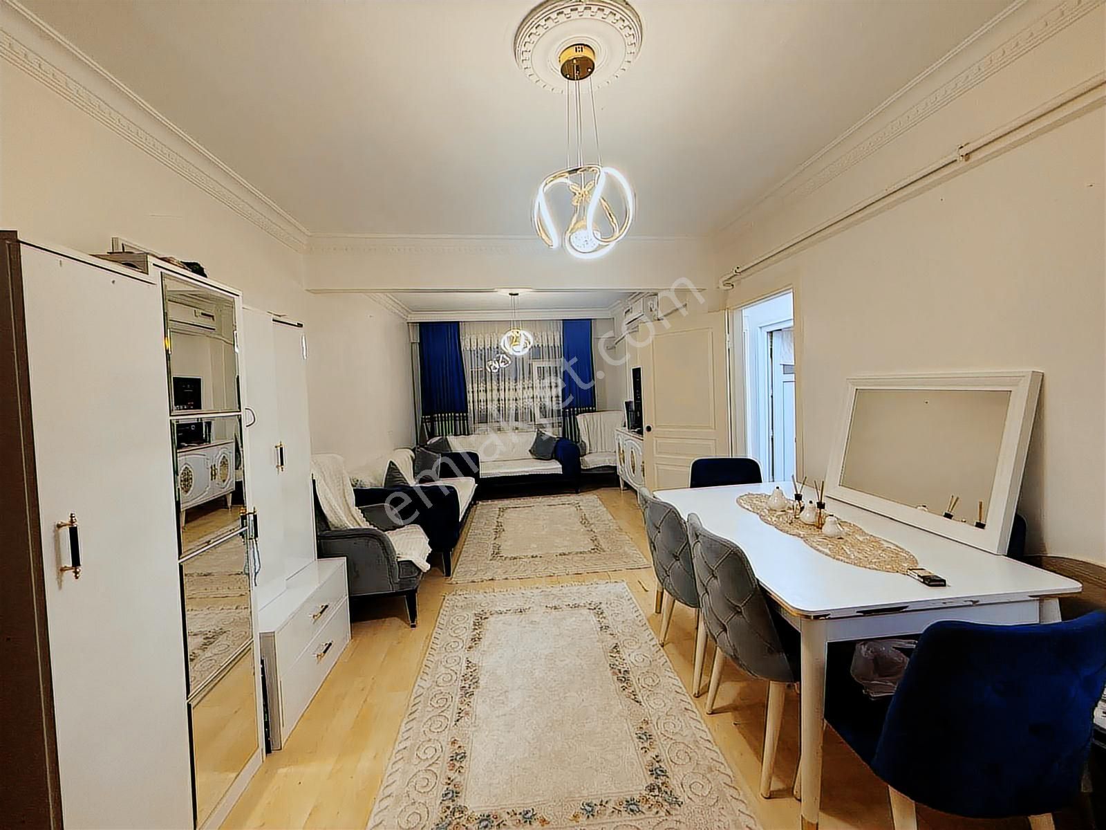 Fatih Karagümrük 2+1 Satılık Daire - Görsel 2