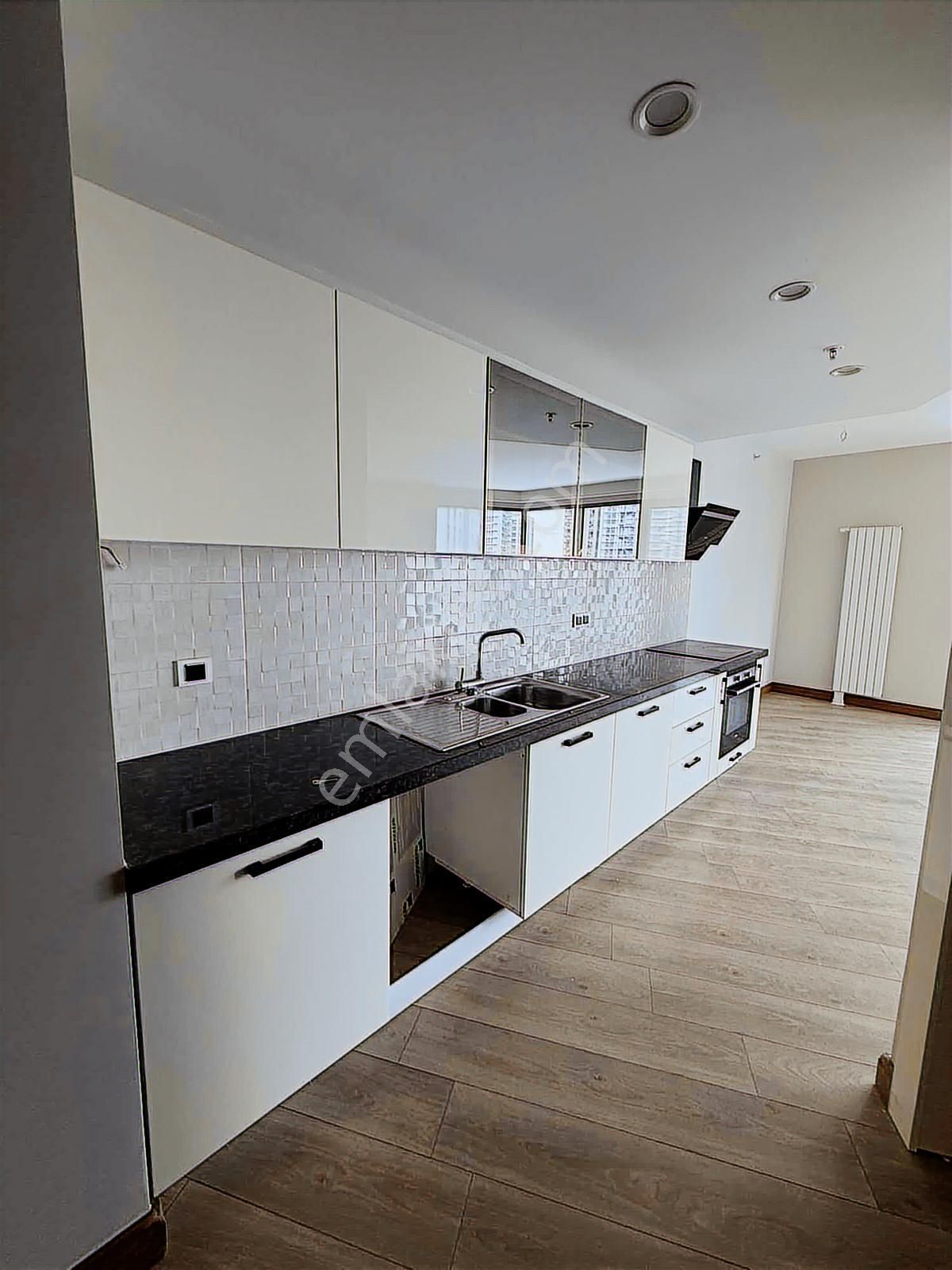 Re/max'ten Şua Elite Concept'te Kiralık 2+1 Rezidans! - Görsel 24