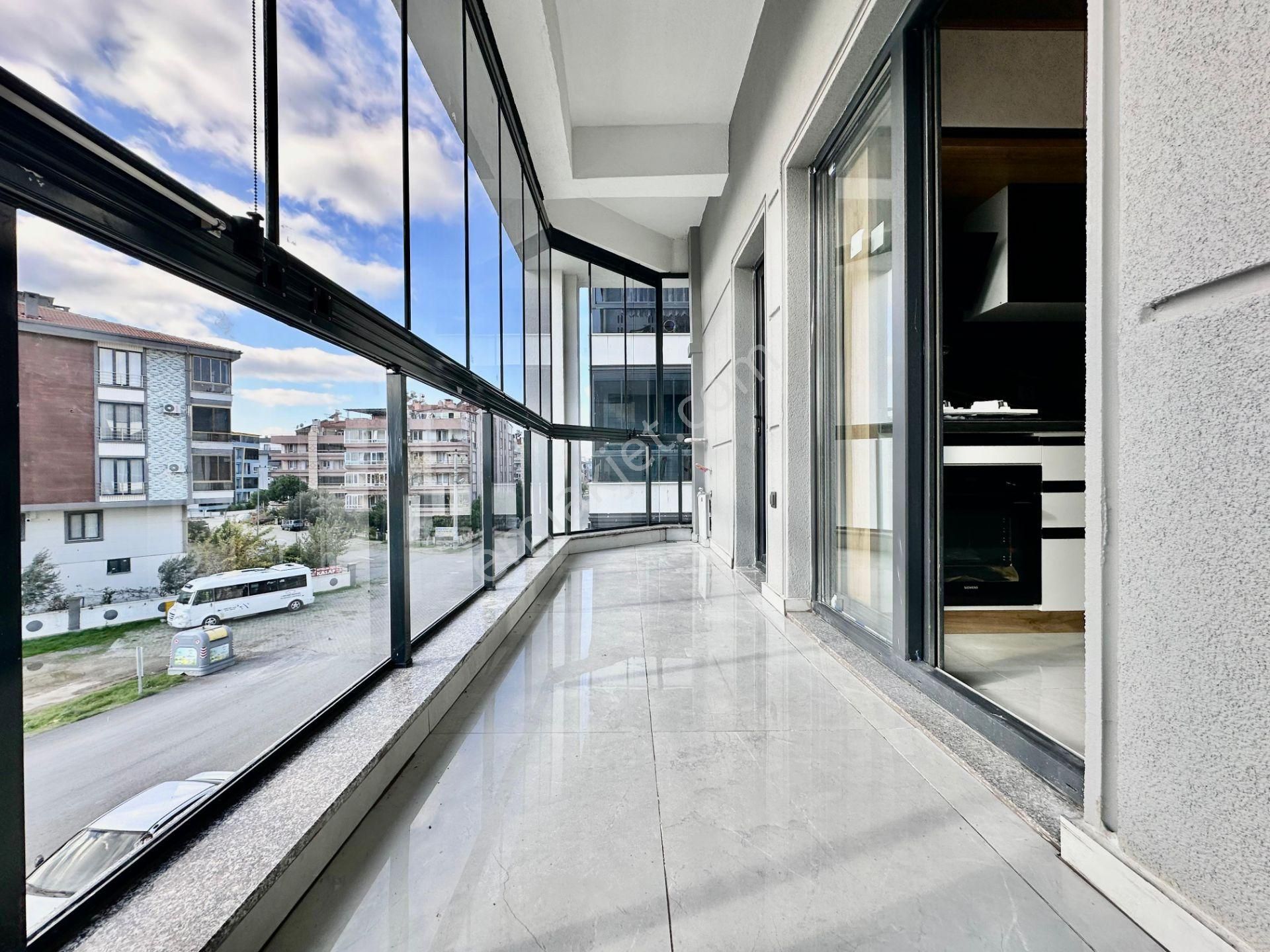 ꧁ay Emlaktan꧂akçay'da Arakat Ayrı Mutfak Ön Cephe Satılık 2+1 Ultra Lüks Tasarım Daire - Görsel 13