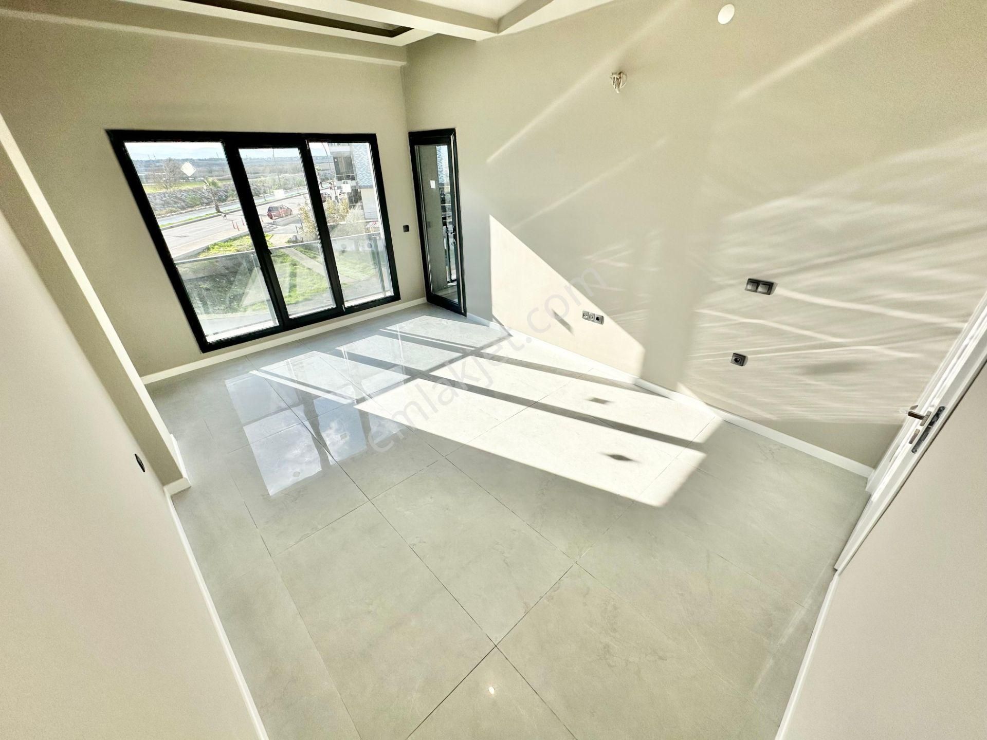 ꧁ay Emlaktan꧂akçay'da Arakat Ayrı Mutfak Ön Cephe Satılık 2+1 Ultra Lüks Tasarım Daire - Görsel 5