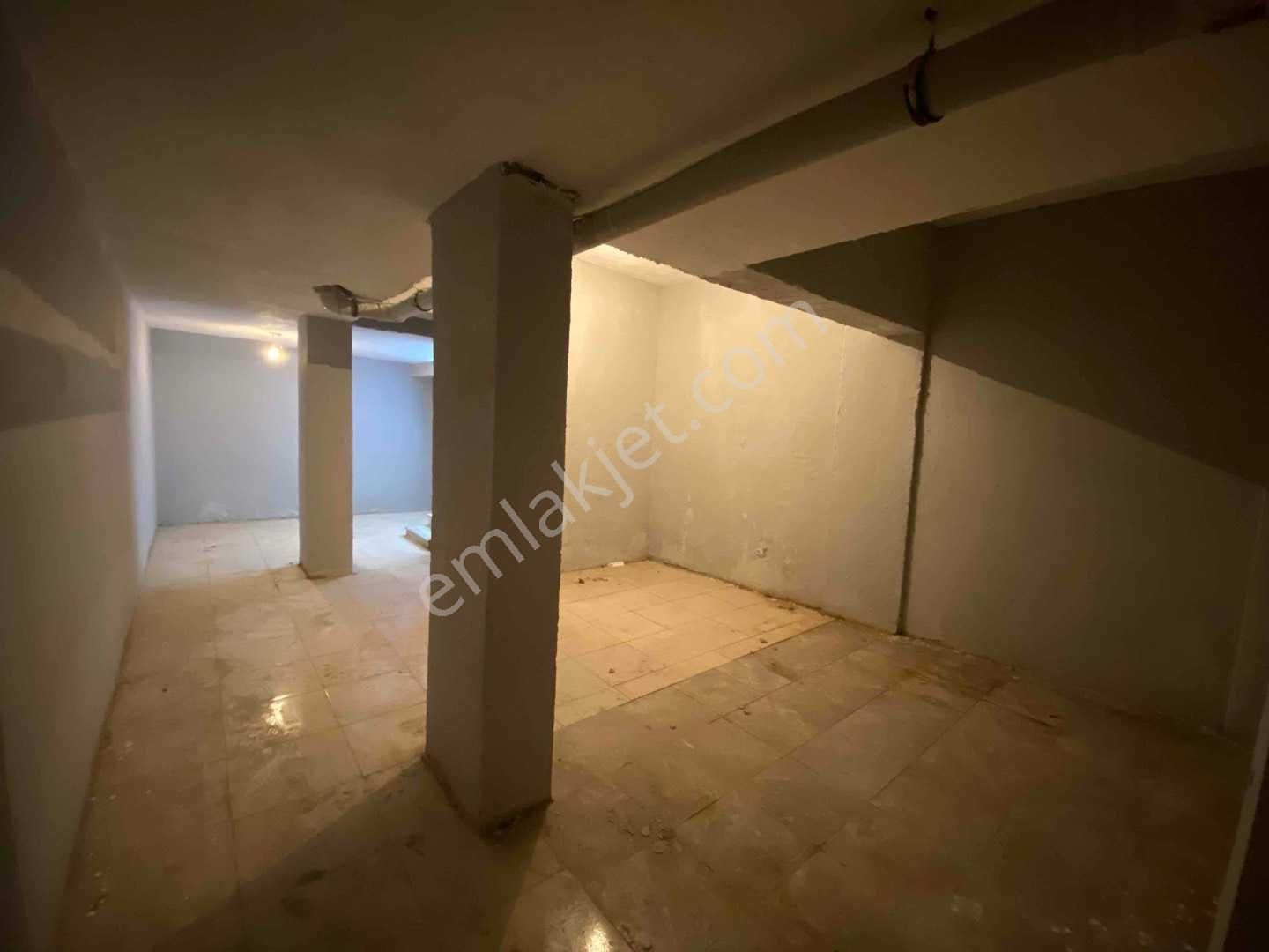 Alibeyköyde Kiralık Depolu Dükkan - Görsel 3