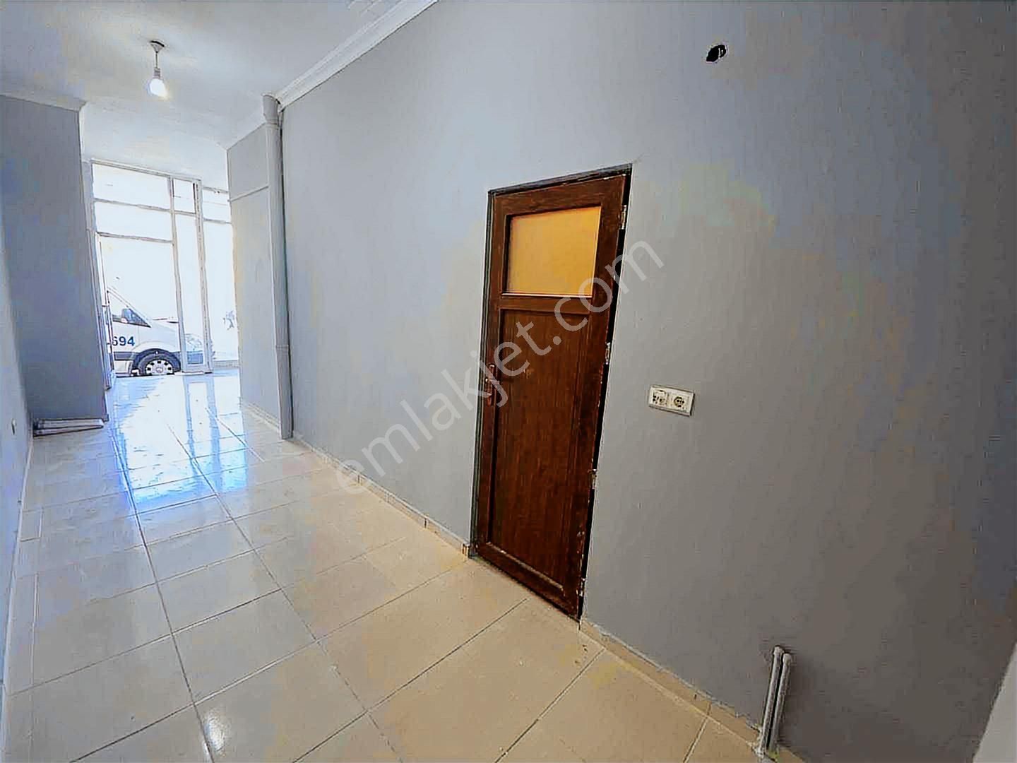 Alibeyköyde Kiralık Depolu Dükkan - Görsel 17