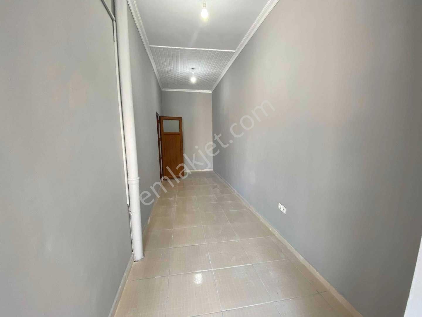Alibeyköyde Kiralık Depolu Dükkan - Görsel 6