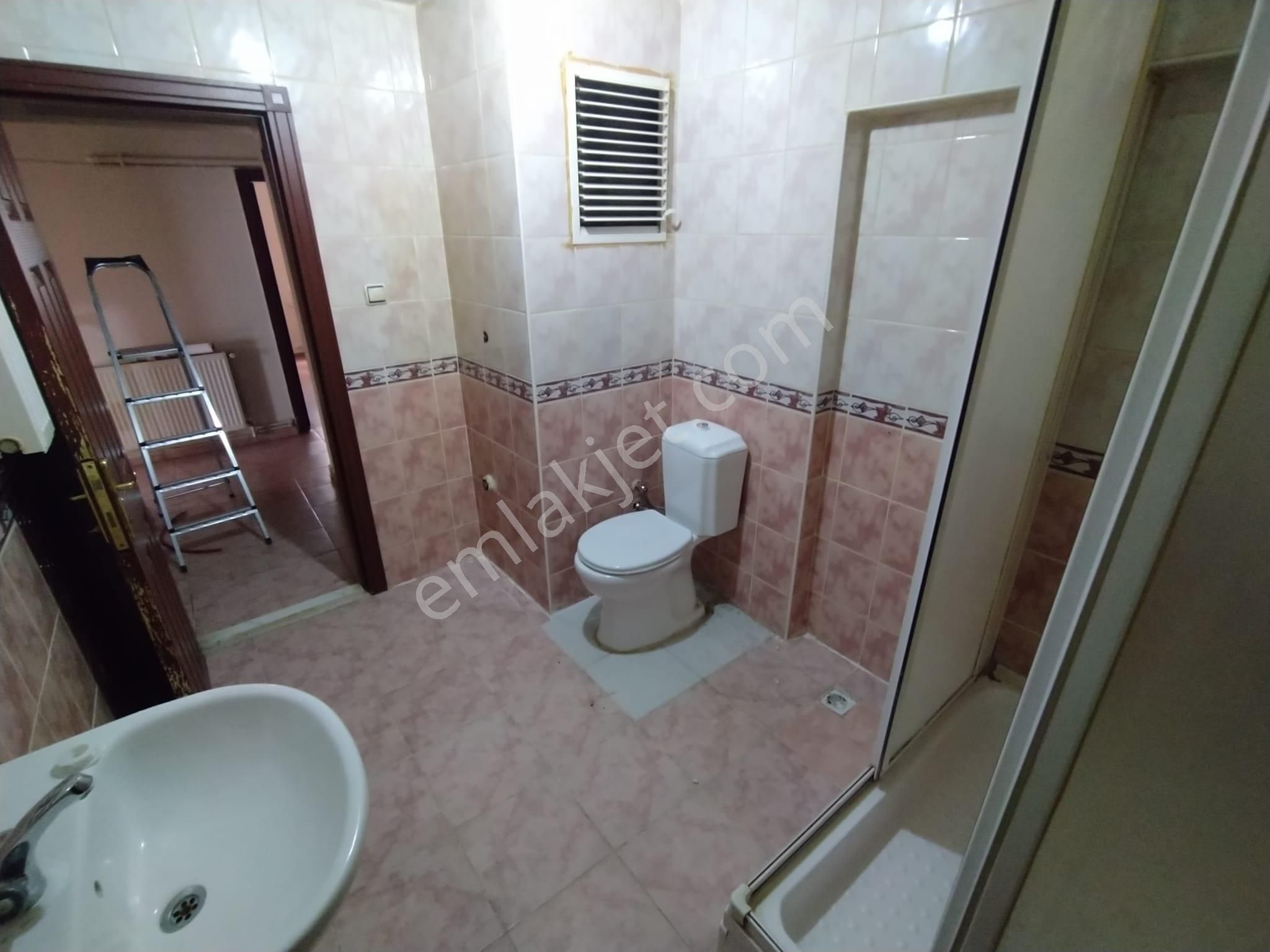 Relax'tan Şentepe Merkez Cami Cadde Kenarı Orta Kat 3+1 - Görsel 12