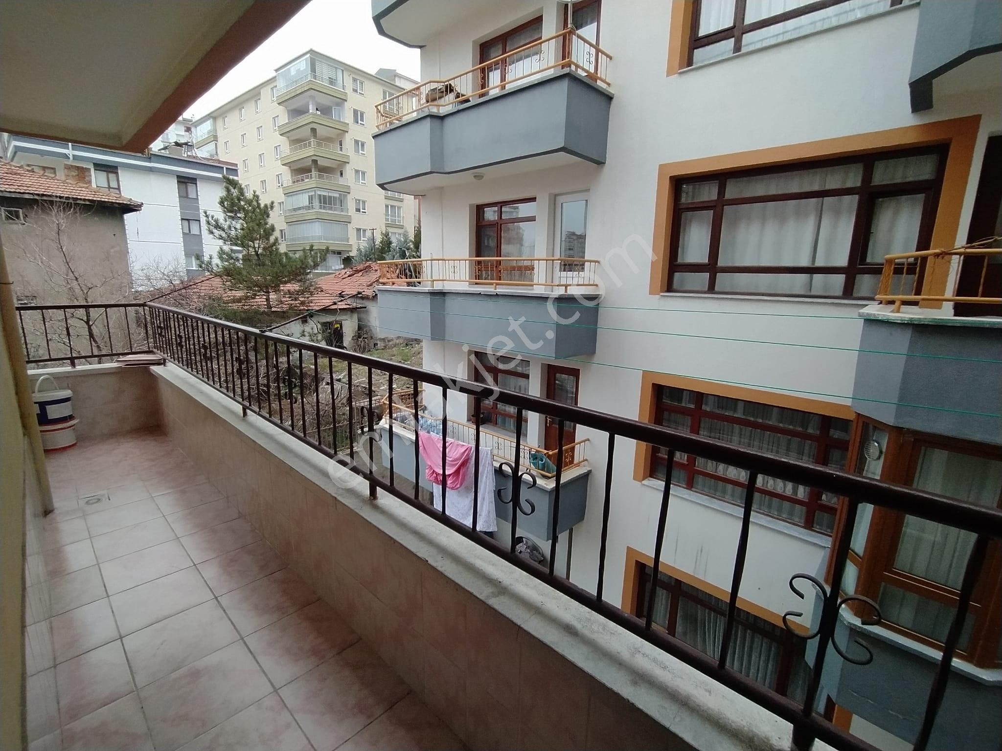 Relax'tan Şentepe Merkez Cami Cadde Kenarı Orta Kat 3+1 - Görsel 15