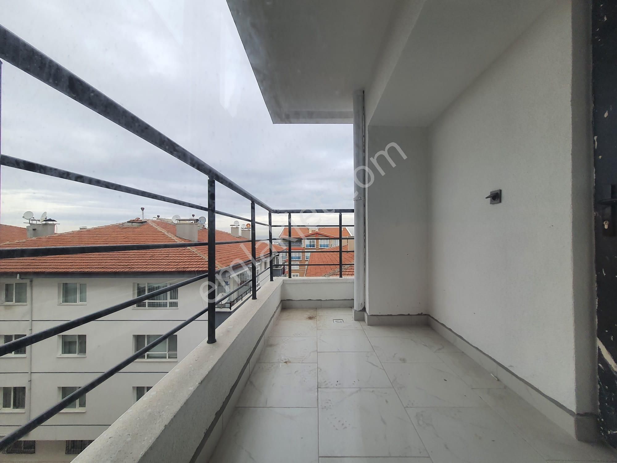 Kent'ten Mutlu Mahallesi Cadde Üzeri Sıfır 3+1 Fırsat Daire!!! - Görsel 29