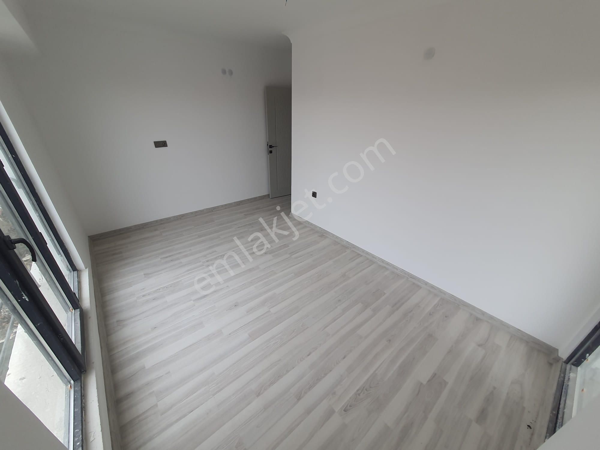 Kent'ten Mutlu Mahallesi Cadde Üzeri Sıfır 3+1 Fırsat Daire!!! - Görsel 13