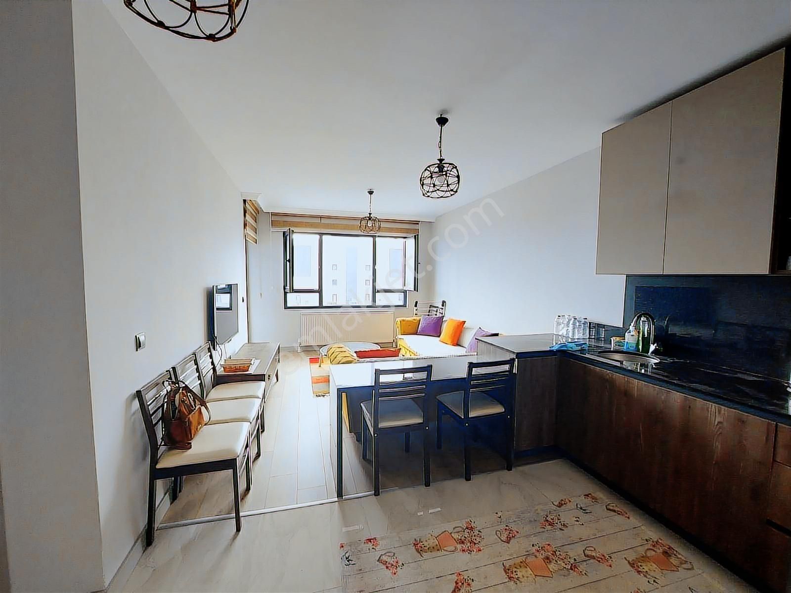 Eryaman Referansta Esyali 1+1 Satilik Daire