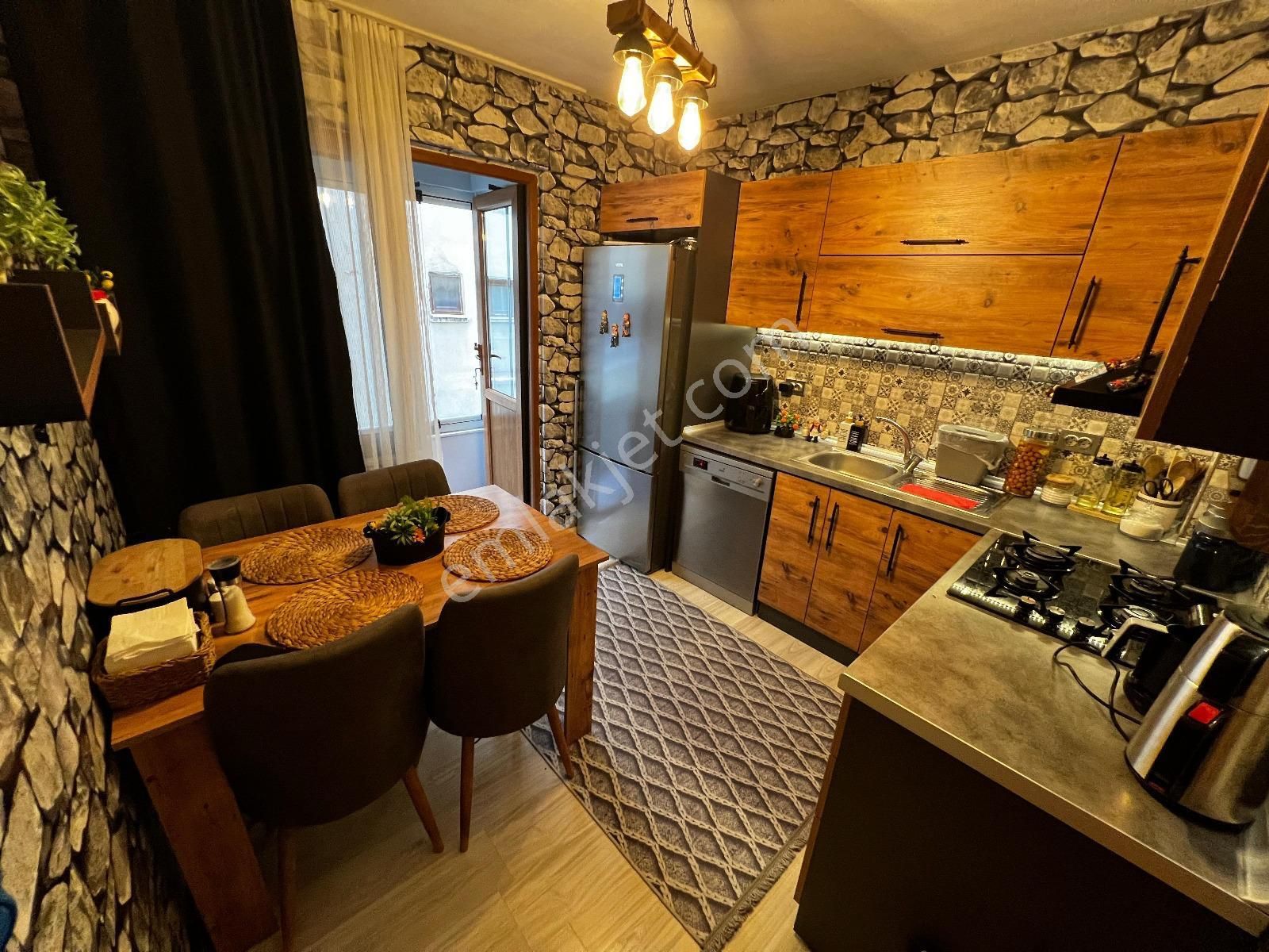 ꧁ay Emlaktan꧂akçay Merkezde Denize 300 Mt Ön Cephe Arakat İçi Komple Yapılı Satılık 2+1 Lüks Daire - Görsel 6