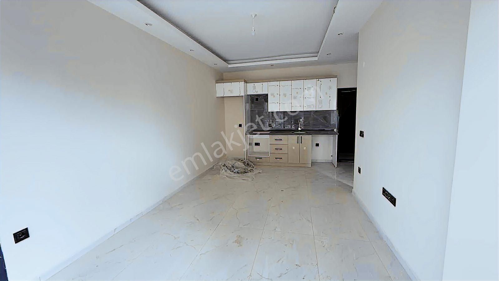 Oba Karakocalıda Satılık İskanlı Havuzlu 1+1 Daire - Görsel 4