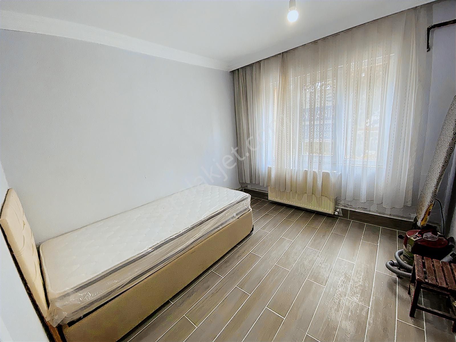 Serdivan Belediyesi Yakını, Eşyalı, 65m², 2+1 Daire - Görsel 5