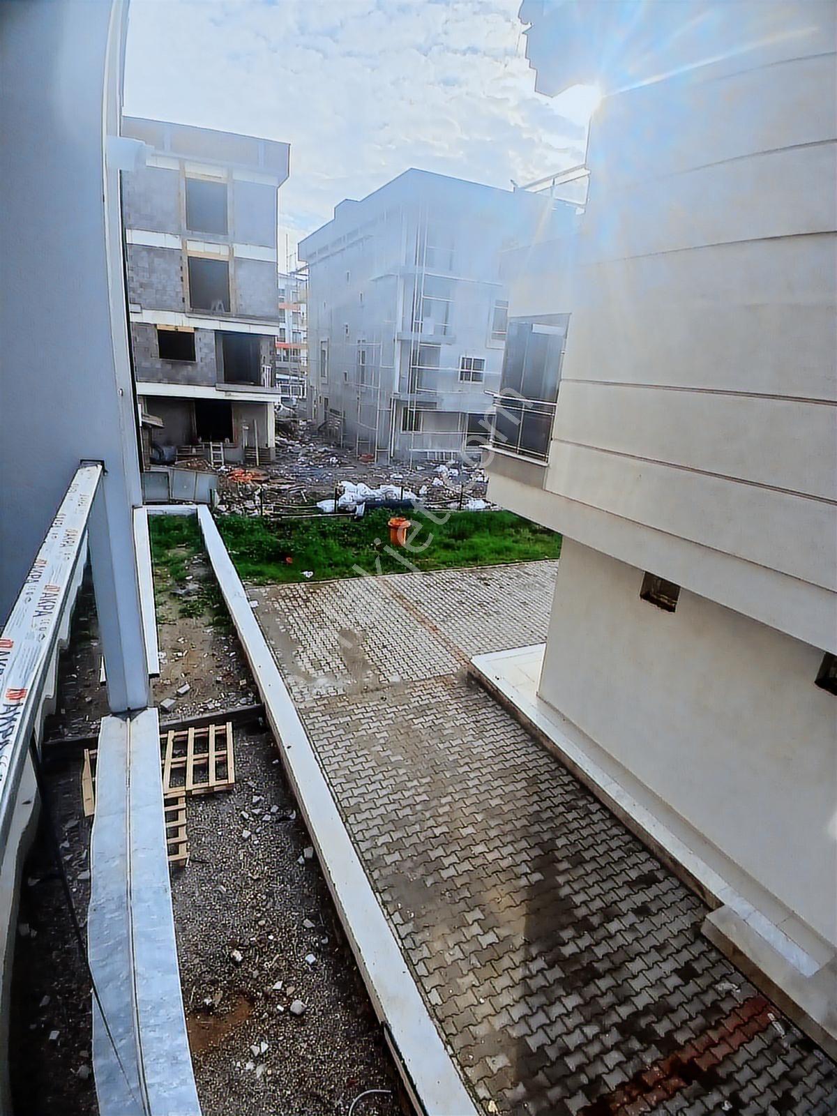 Bakırçay Üniversitesi Yürüme Mesafesinde 1+1 Yerden Isıtmalı - Görsel 10