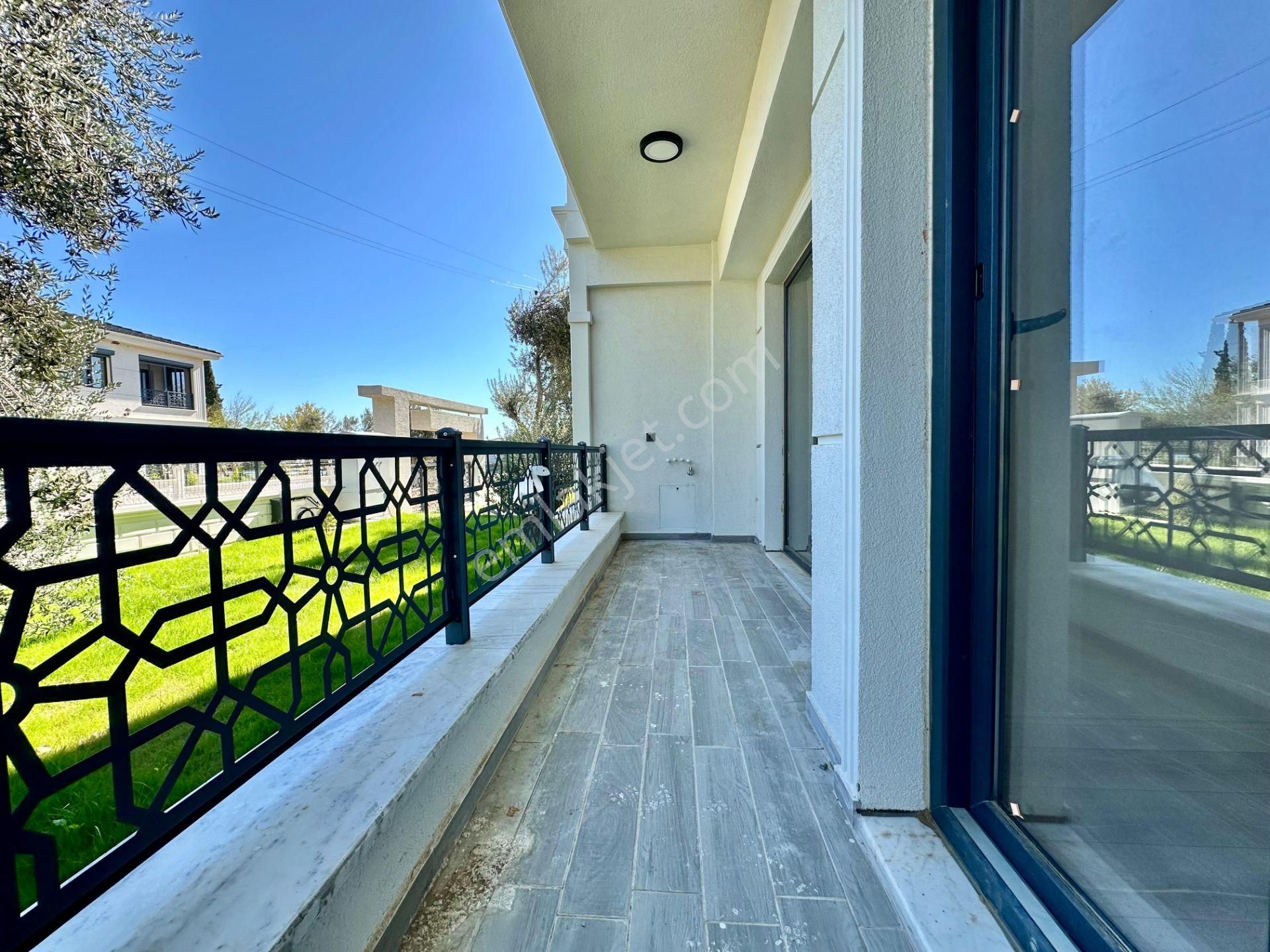 ꧁akçay Ay Emlaktan꧂güre'de Lüks Sitede Bahçe Kullanımlı Müstakil Tadında Satılık 1+1 Şık Daire - Görsel 28