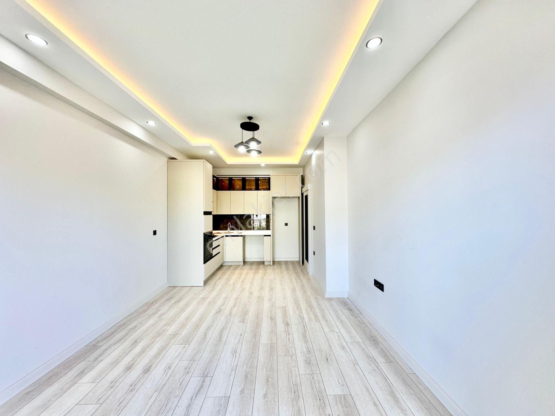 ꧁akçay Ay Emlaktan꧂güre'de Lüks Sitede Bahçe Kullanımlı Müstakil Tadında Satılık 1+1 Şık Daire - Görsel 11